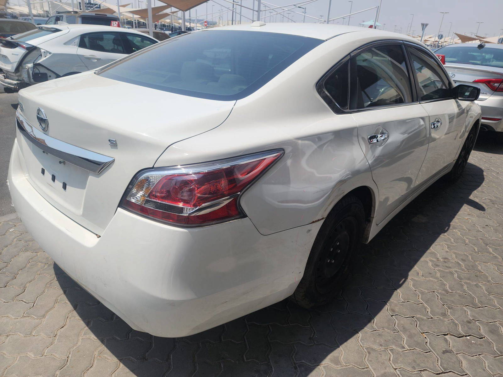 2015 NISSAN ALTIMA — 131421 Miles — Lot 82380 — Souq - Marhaba Auctions Used Cars - Image 4