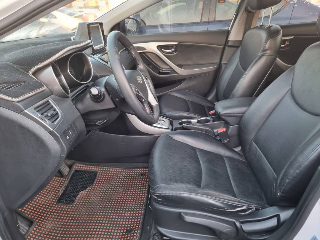 2011 HYUNDAI AVANTE — 105794 KM — Lot 125487 — Ind. 12 - Marhaba Auctions Used Cars - Image 8