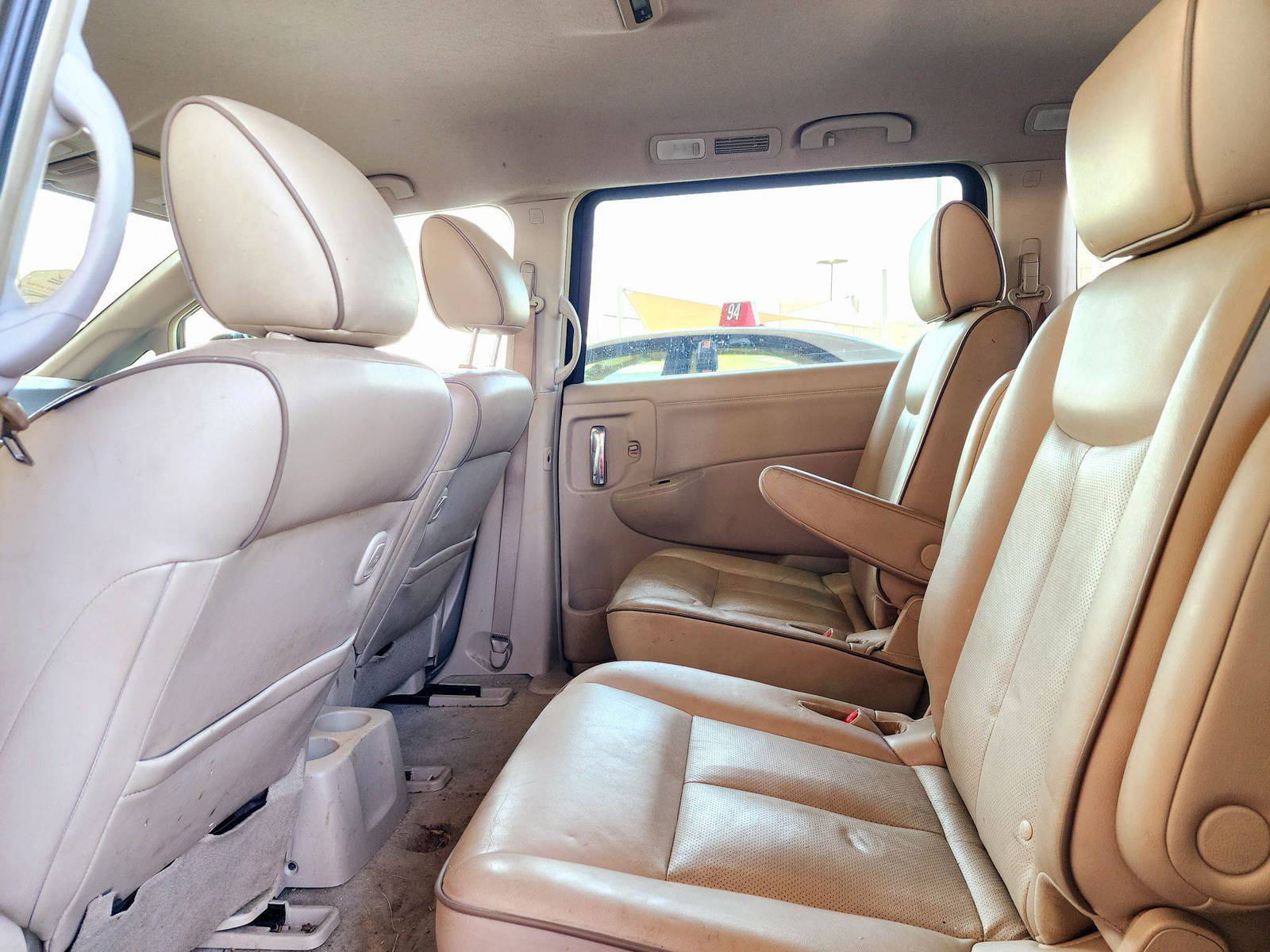 2014 NISSAN QUEST — 242747 Miles — Lot 74925954 — Souq - Marhaba Auctions Used Cars - Image 6