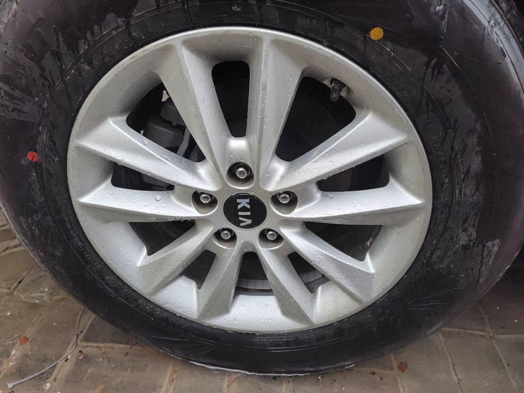 2019 KIA SORENTO — 118946 Miles — Lot KG507119 - Marhaba Auctions Used Cars - Image 4