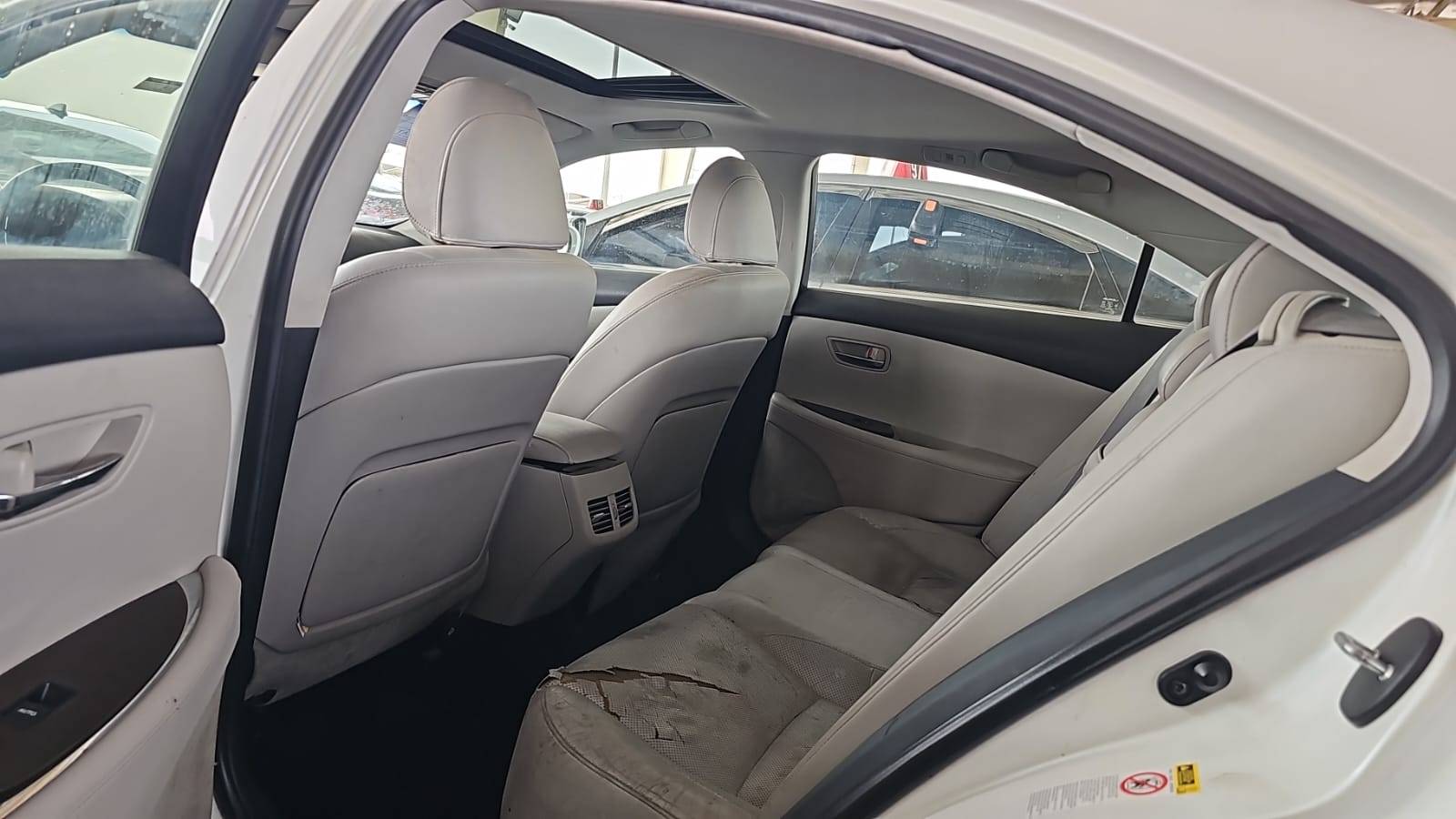 LEXUS ES 350 2011 - Marhaba Auction Used Cars - Image 9