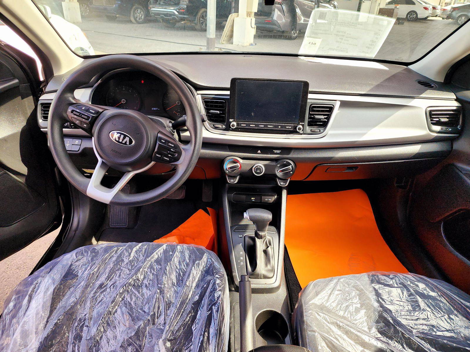 2021 KIA RIO — 123694 Miles — Lot 1ME380972 — Souq - Marhaba Auctions Used Cars - Image 7