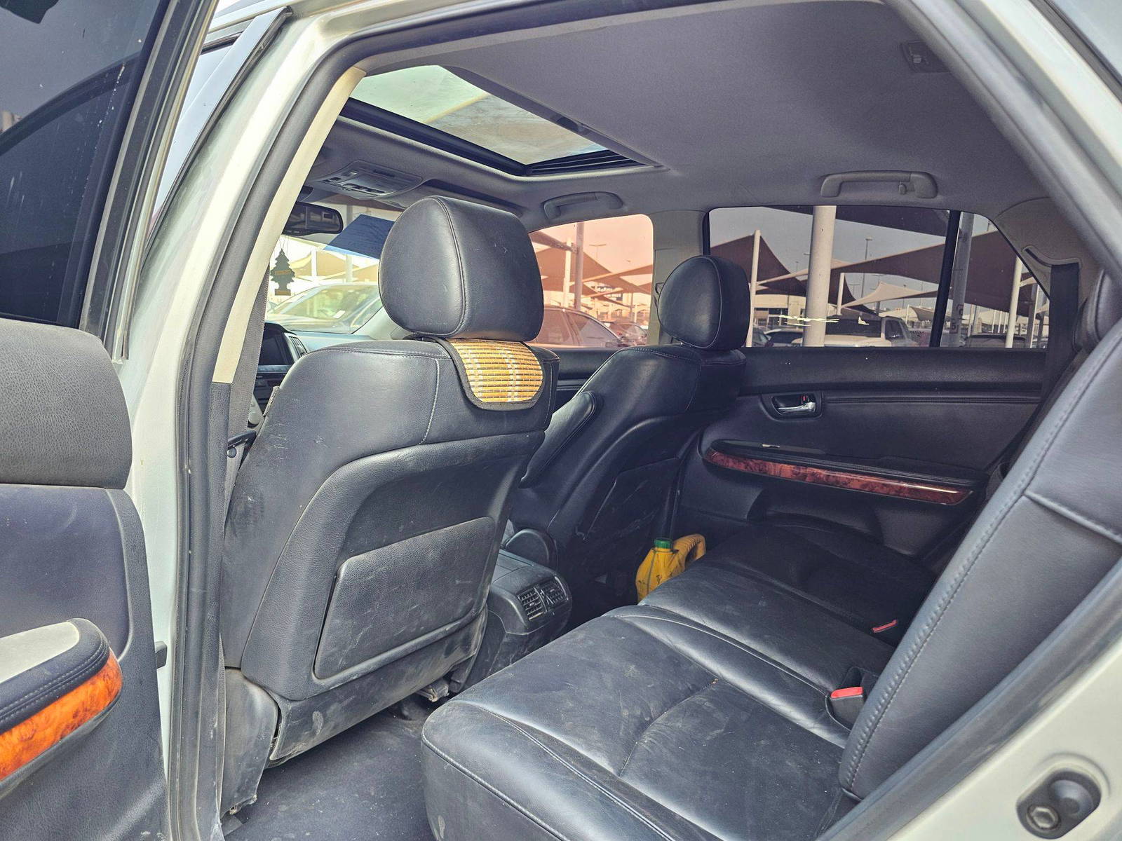 2006 LEXUS RX 330 — 245058 Miles — Lot UX6C101981 — Souq - Marhaba Auctions Used Cars - Image 6
