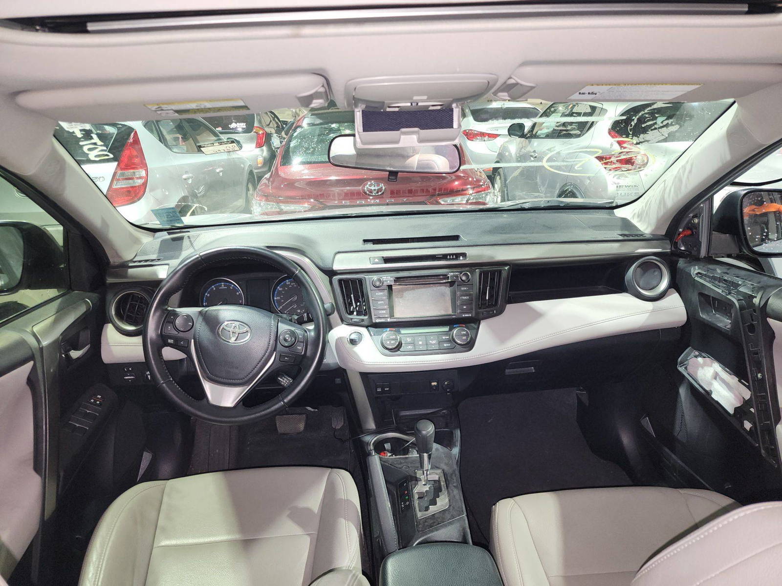 2018 TOYOTA RAV4 — 49300 Miles — Lot 7JD125976 — Souq - Marhaba Auctions Used Cars - Image 8