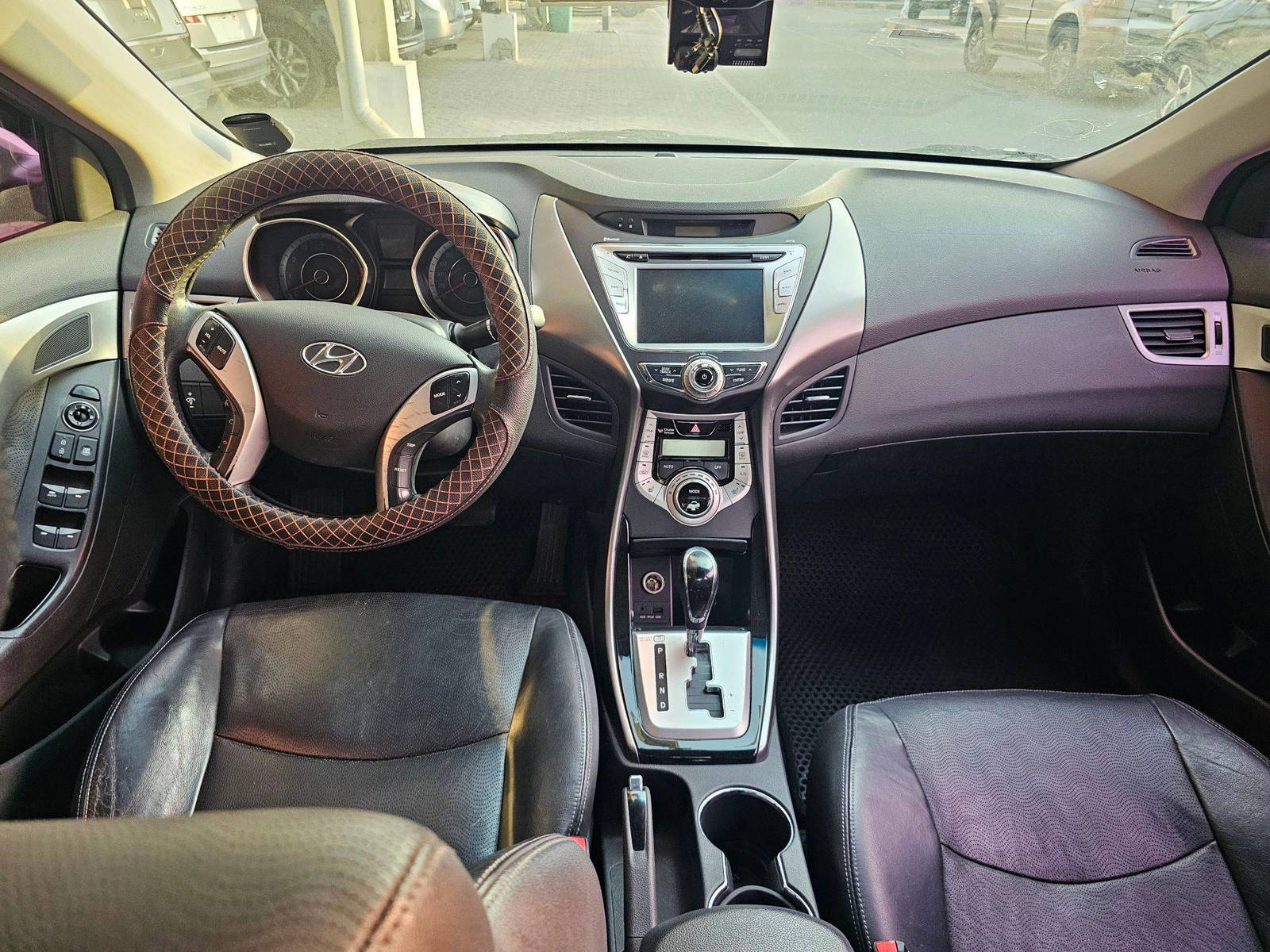 2012 HYUNDAI AVANTE — 84362 KM — Lot 1DBCU209770 — Souq - Marhaba Auctions Used Cars - Image 7