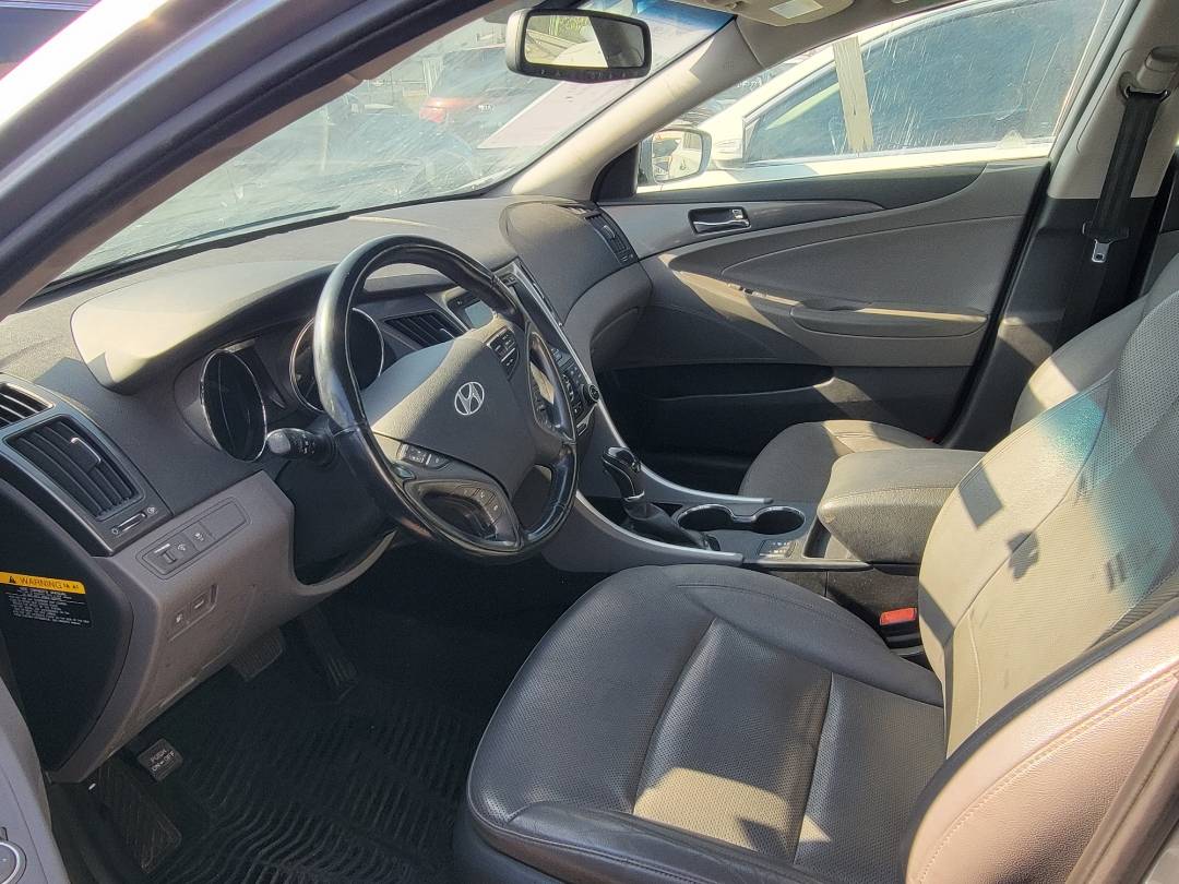 2015 HYUNDAI SONATA — 149376 Miles — Lot 49FA129729 — Main - Marhaba Auctions Used Cars - Image 8