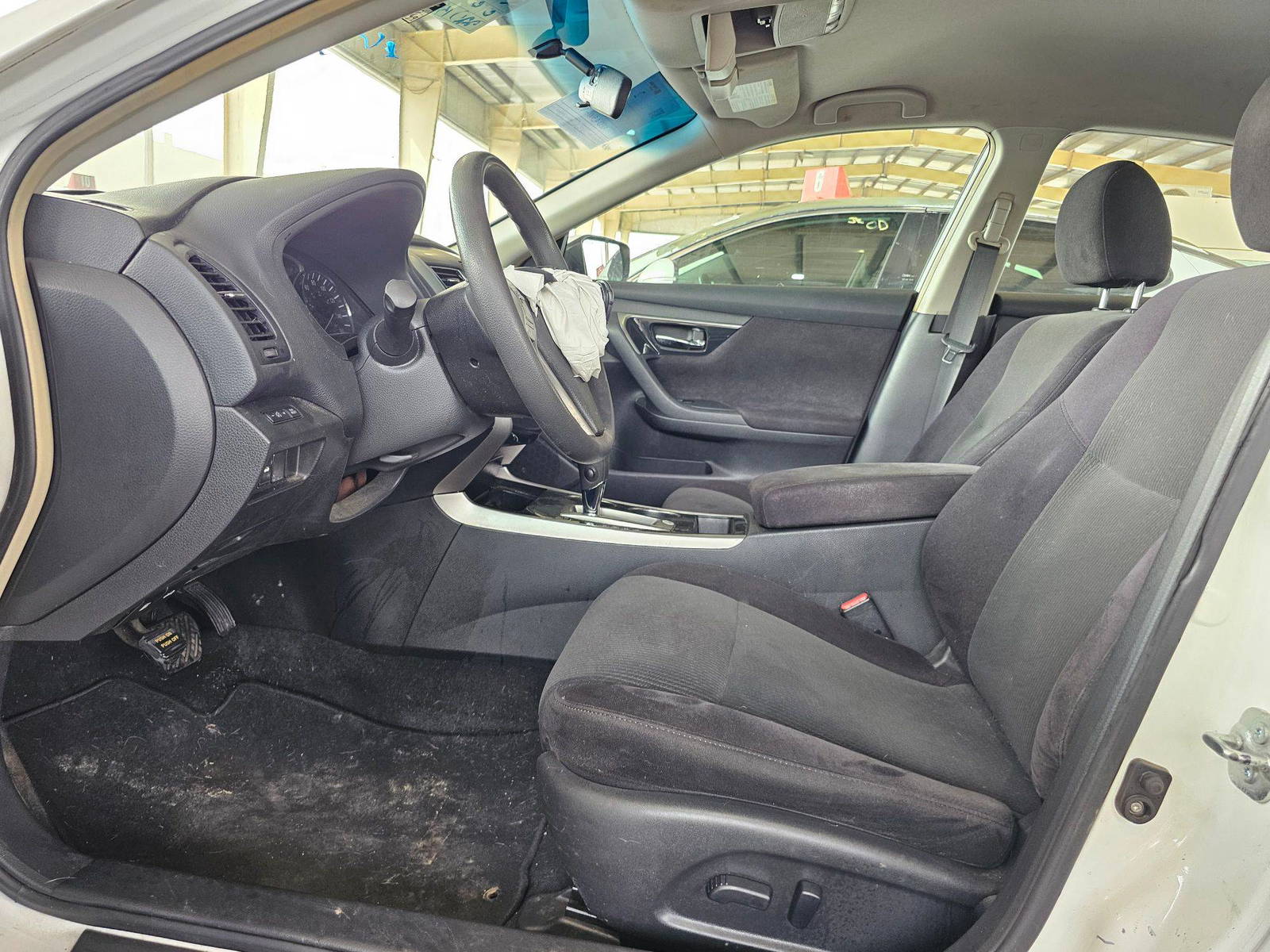2013 NISSAN ALTIMA — 220159 Miles — Lot 274985 — Souq - Marhaba Auctions Used Cars - Image 8