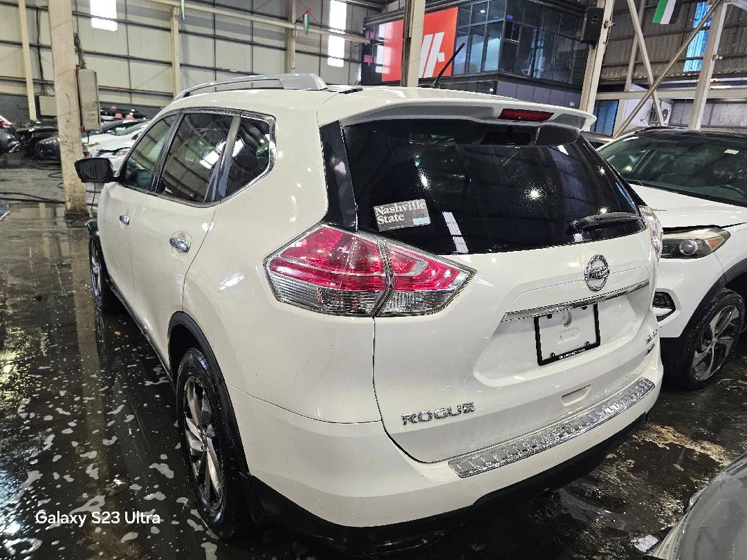 NISSAN ROGUE