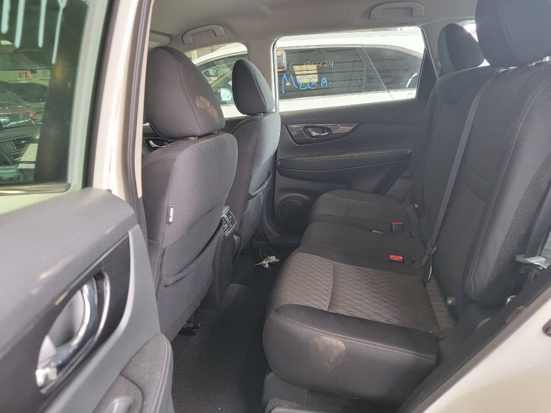 2018 NISSAN ROGUE — 76130 Miles — Lot JC743332 — Main - Marhaba Auctions Used Cars - Image 6