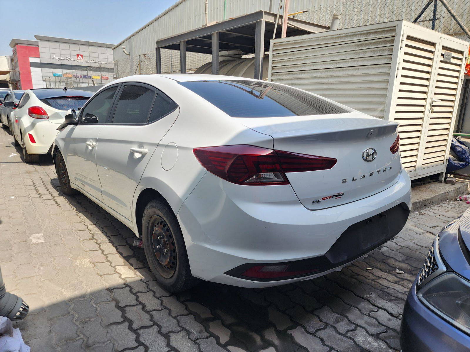 2019 HYUNDAI ELANTRA — 131803 Miles — Lot 425694 — Main - Marhaba Auctions Used Cars - Image 3