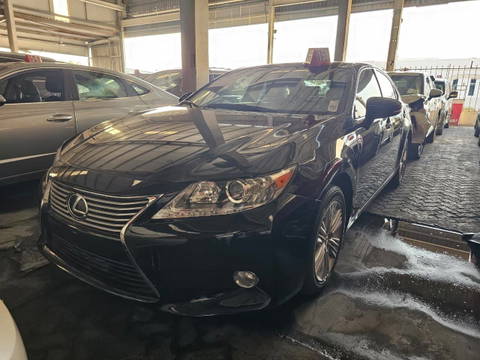 2015 LEXUS ES 350 at Marhaba Auctions