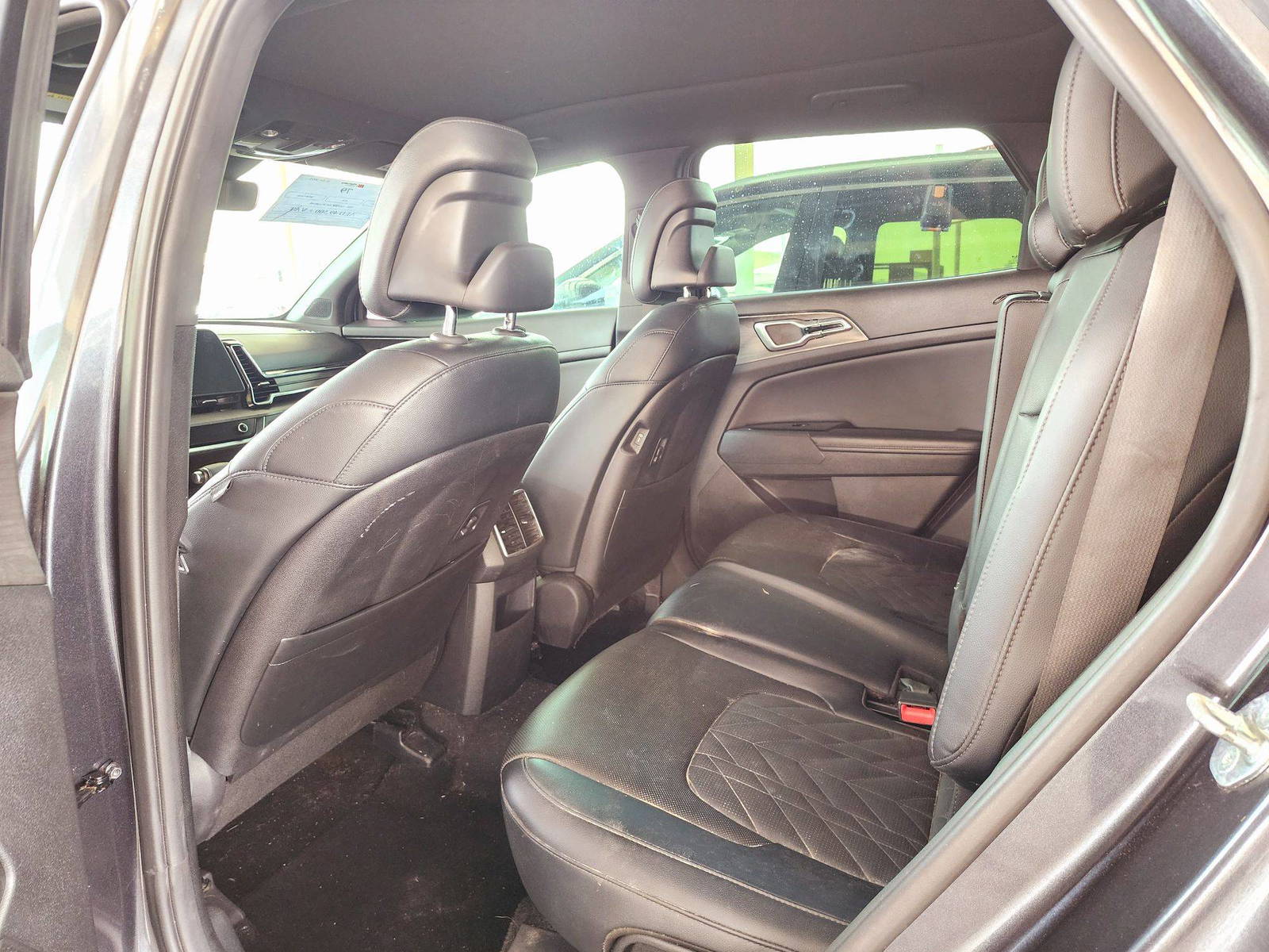 2023 KIA SPORTAGE — 39302 Miles — Lot 80862394 — Al Surrah - Marhaba Auctions Used Cars - Image 6