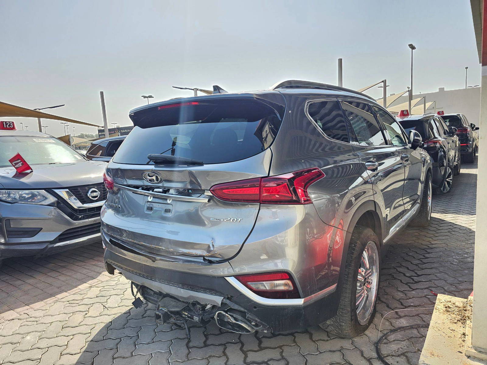 2019 HYUNDAI SANTA FE — 70924 Miles — Lot 3KH053538 — Souq - Marhaba Auctions Used Cars - Image 4