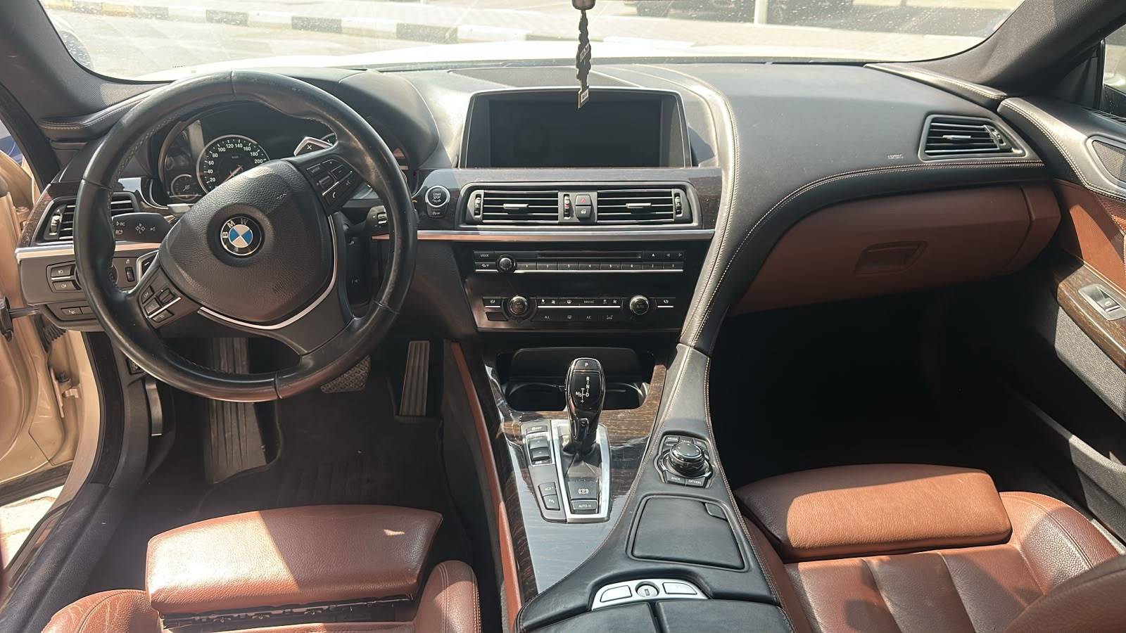 2014 BMW 650 C I — 113815 KM — Lot ED145224 — Souq - Marhaba Auctions Used Cars - Image 8
