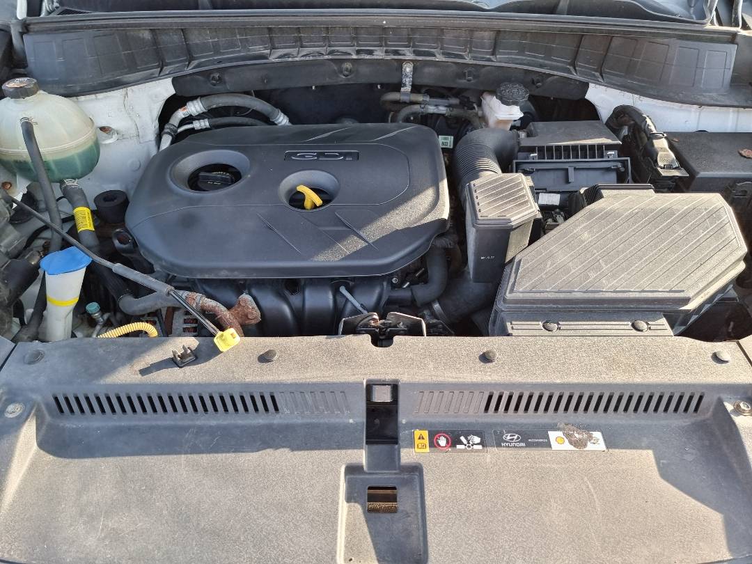 2018 HYUNDAI TUCSON — 127864 Miles — Lot 124587 — Souq - Marhaba Auctions Used Cars - Image 11