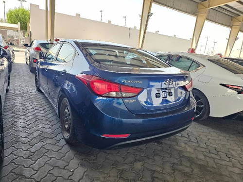 HYUNDAI ELANTRA