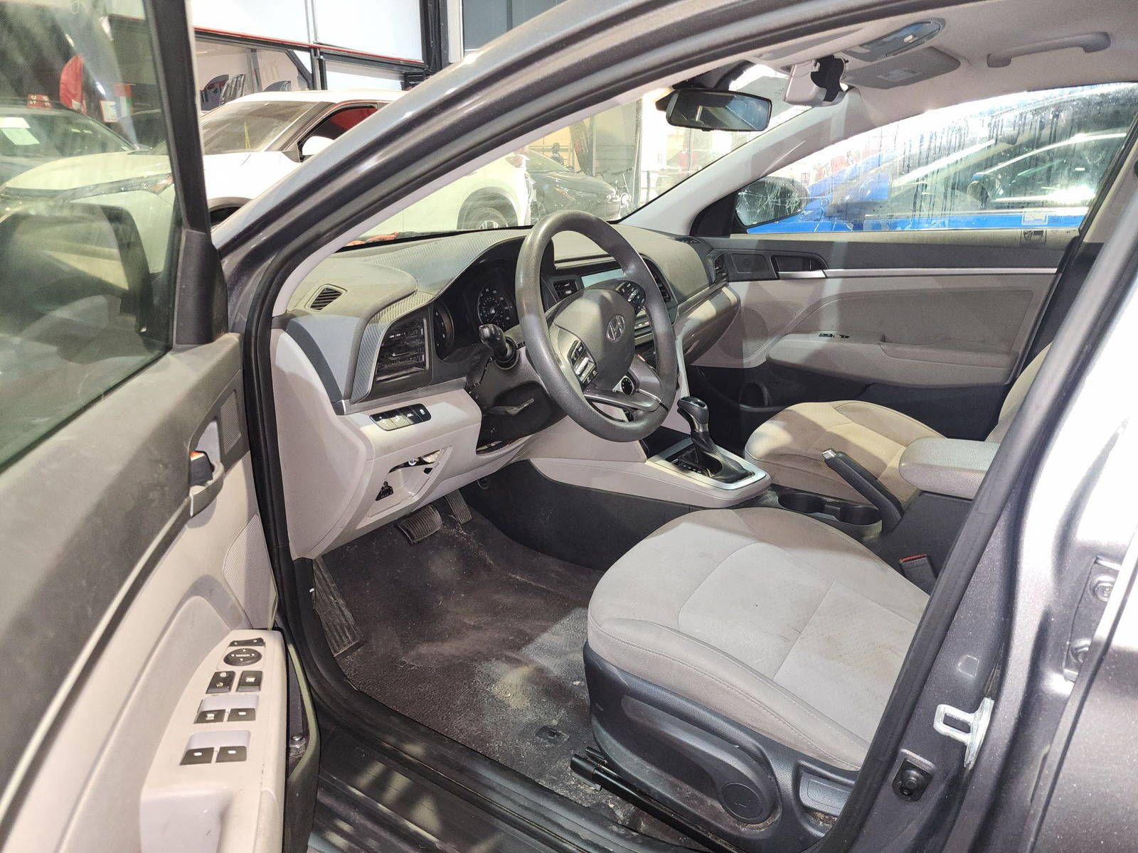 2019 HYUNDAI ELANTRA — 111503 Miles — Lot 242079 — Main - Marhaba Auctions Used Cars - Image 9
