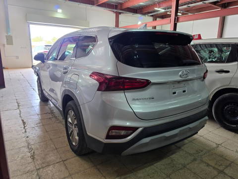 2019 HYUNDAI SANTA FE at Marhaba Auctions