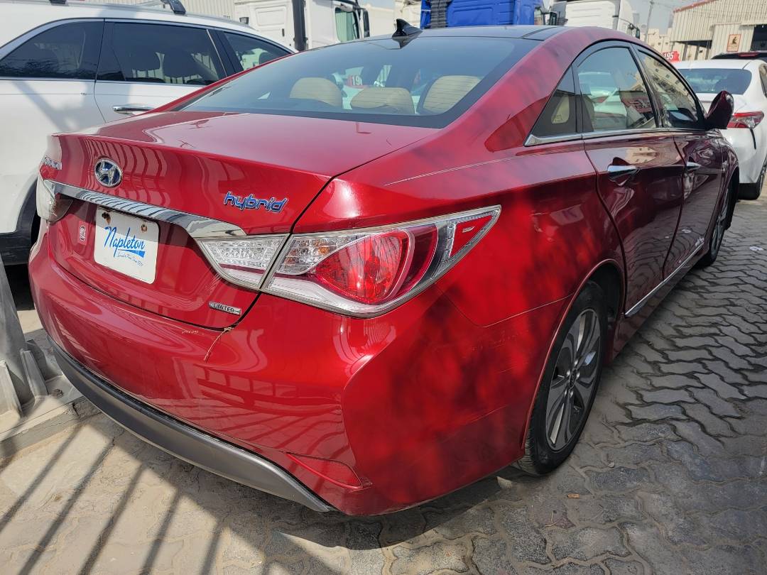 2014 HYUNDAI SONATA — 147110 Miles — Lot 4EA104817 — Main - Marhaba Auctions Used Cars - Image 4