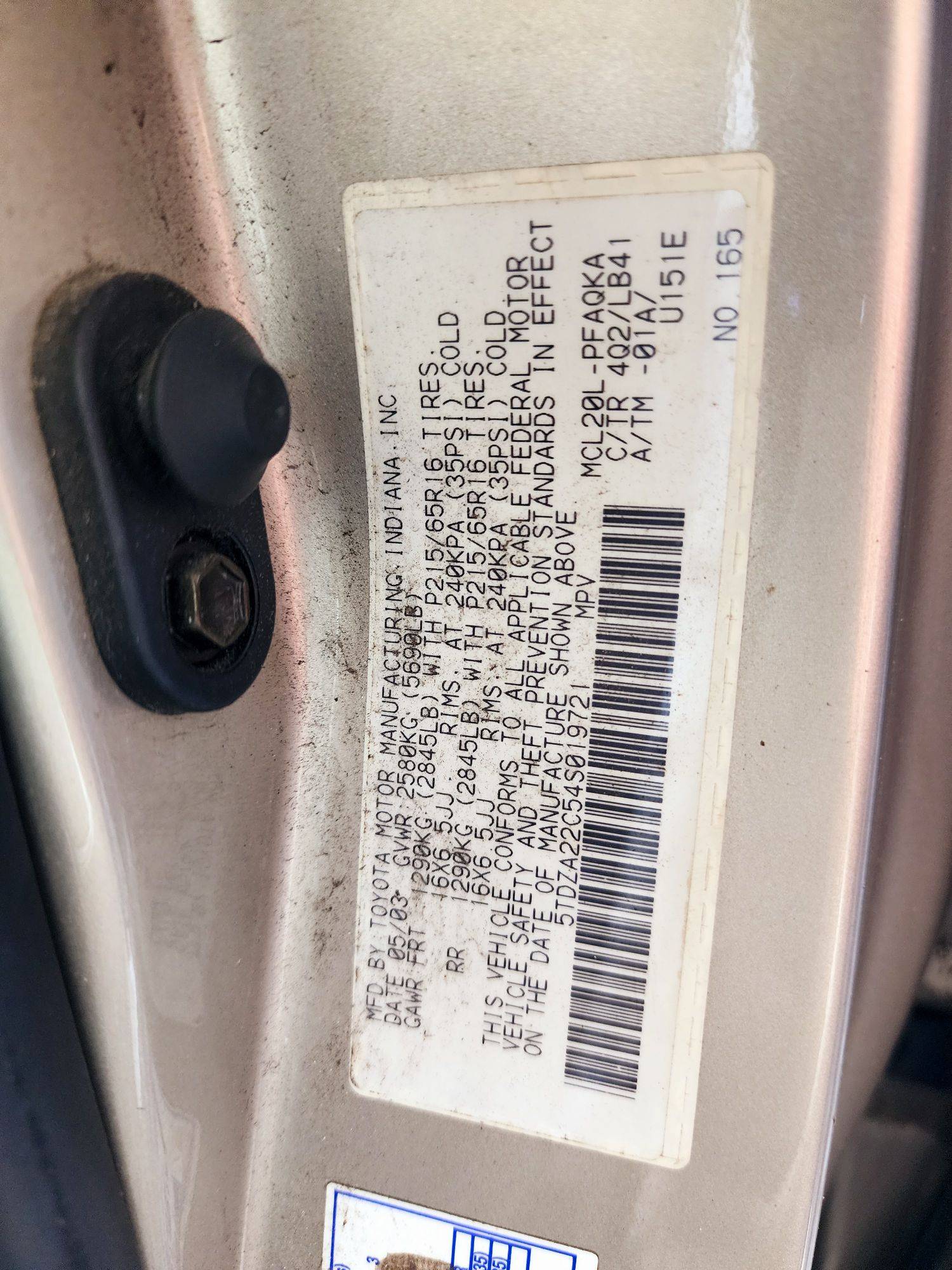 2004 TOYOTA SIENNA — 241366 Miles — Lot C54S019721 — Souq - Marhaba Auctions Used Cars - Image 10
