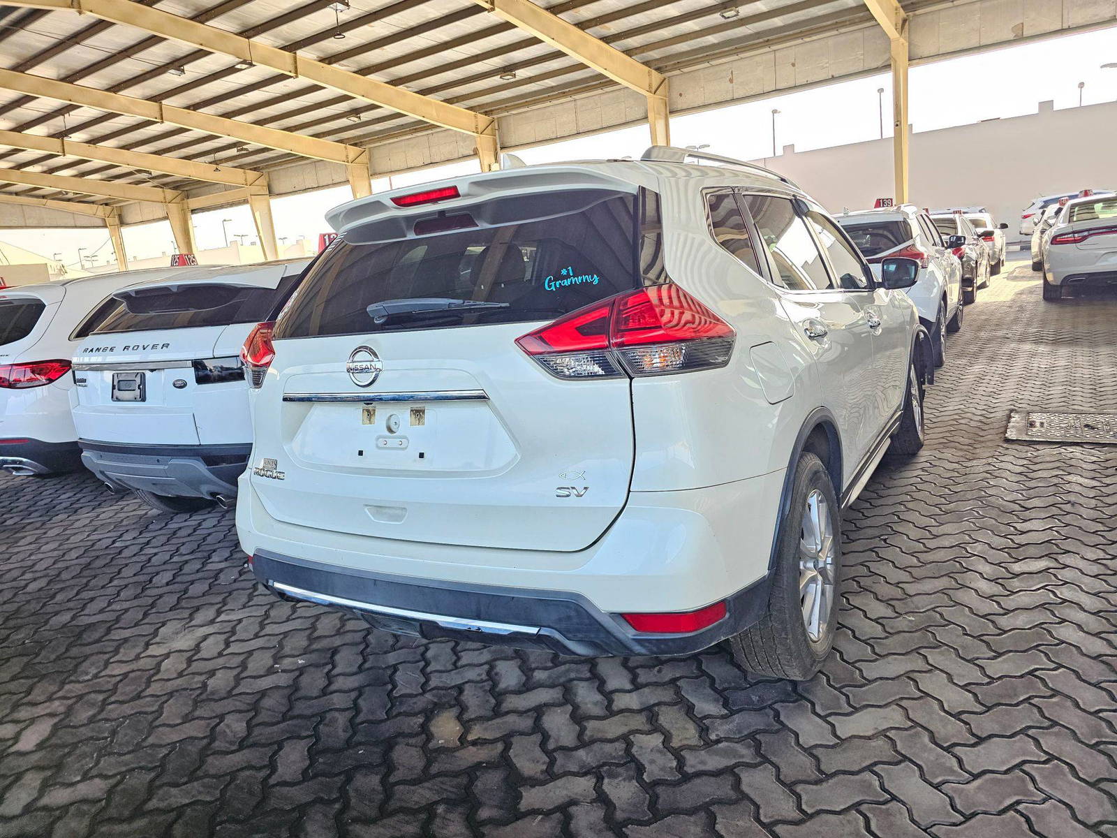 NISSAN ROGUE 2017 - Marhaba Auction Used Cars - Image 3