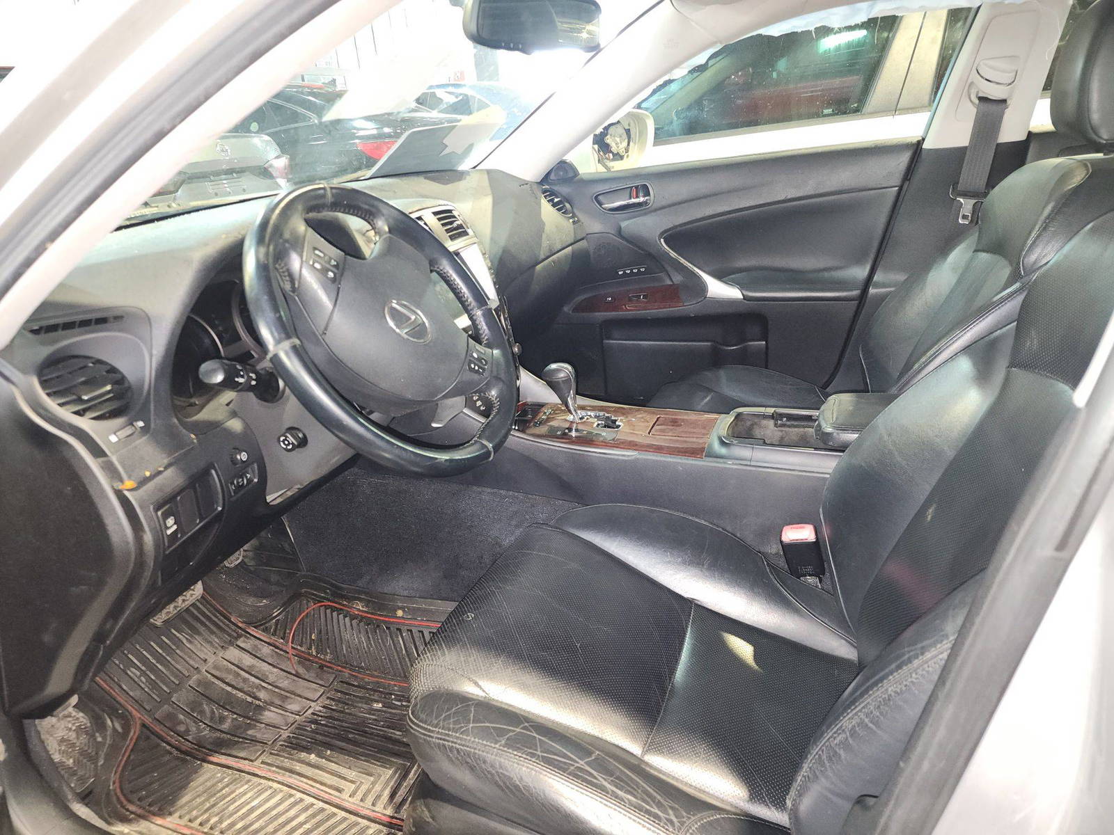 LEXUS IS 250 2006 - Marhaba Auction Used Cars - Image 9