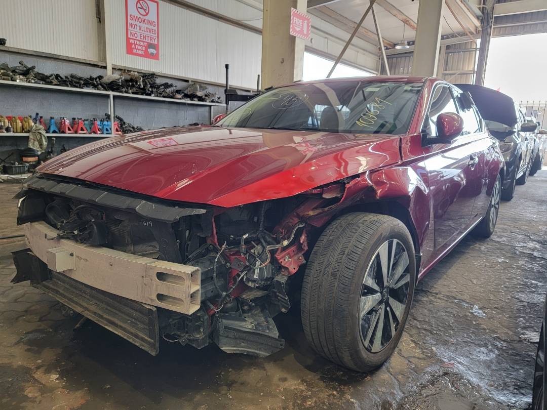 2019 NISSAN ALTIMA — 126064 Miles — Lot 1N4BL4DV6KC109681 — Main - Marhaba Auctions Used Cars - Image 5