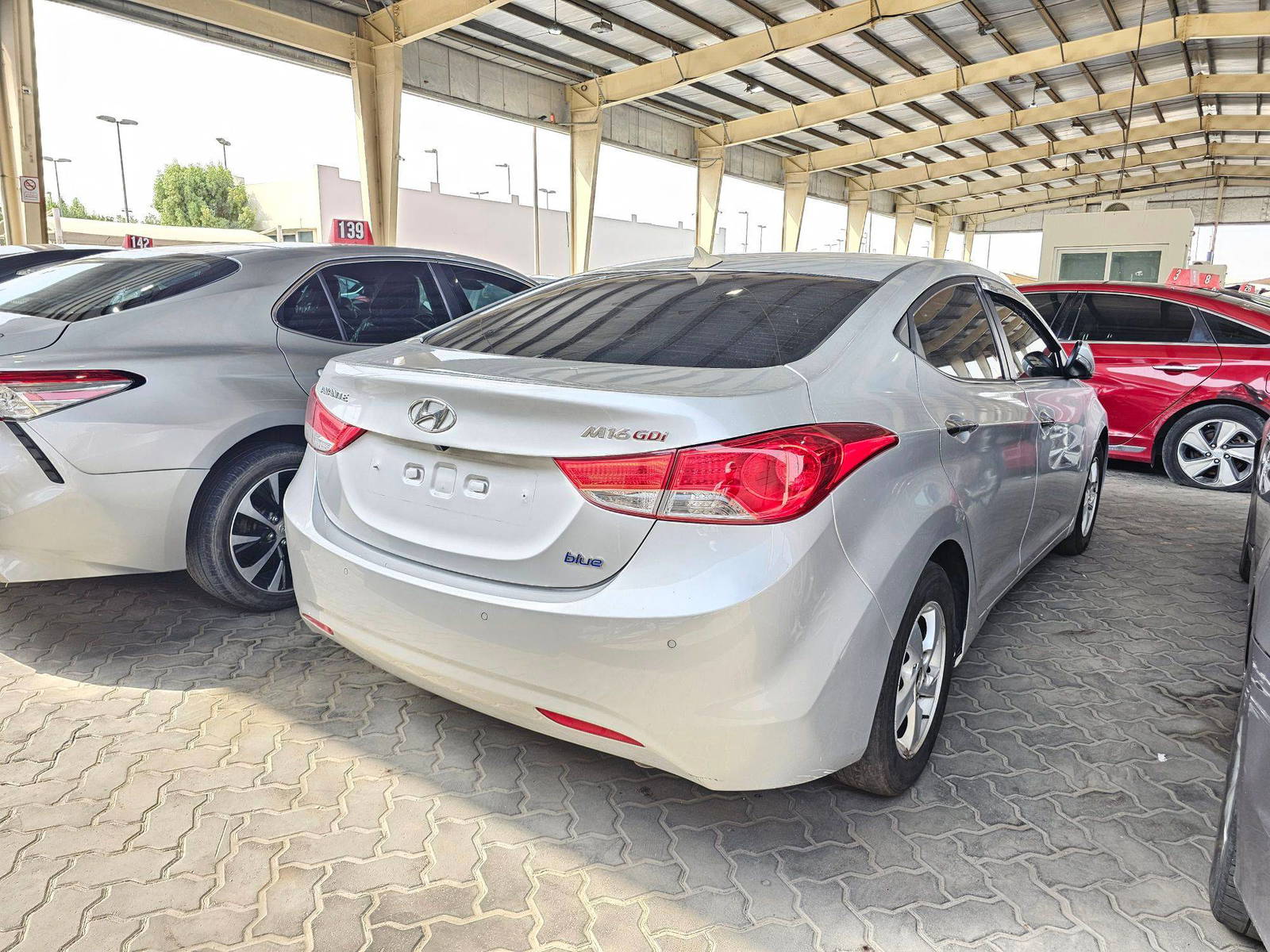 2012 HYUNDAI AVANTE — 262517 KM — Lot 273017 — Souq - Marhaba Auctions Used Cars - Image 4