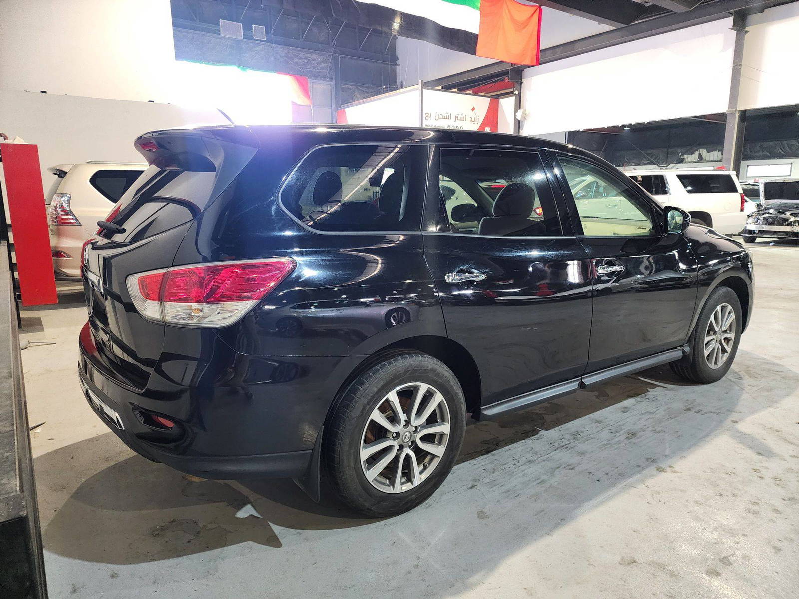 2014 NISSAN PATHFINDER — 142051 Miles — Lot 28107 — Al Quoz - Marhaba Auctions Used Cars - Image 6