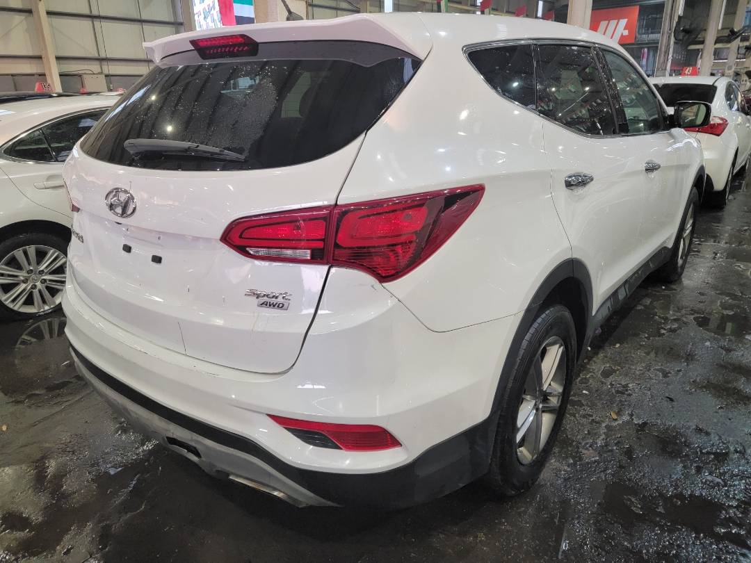 2018 HYUNDAI SANTA FE — 162262 Miles — Lot 8JH092396 — Main - Marhaba Auctions Used Cars - Image 3