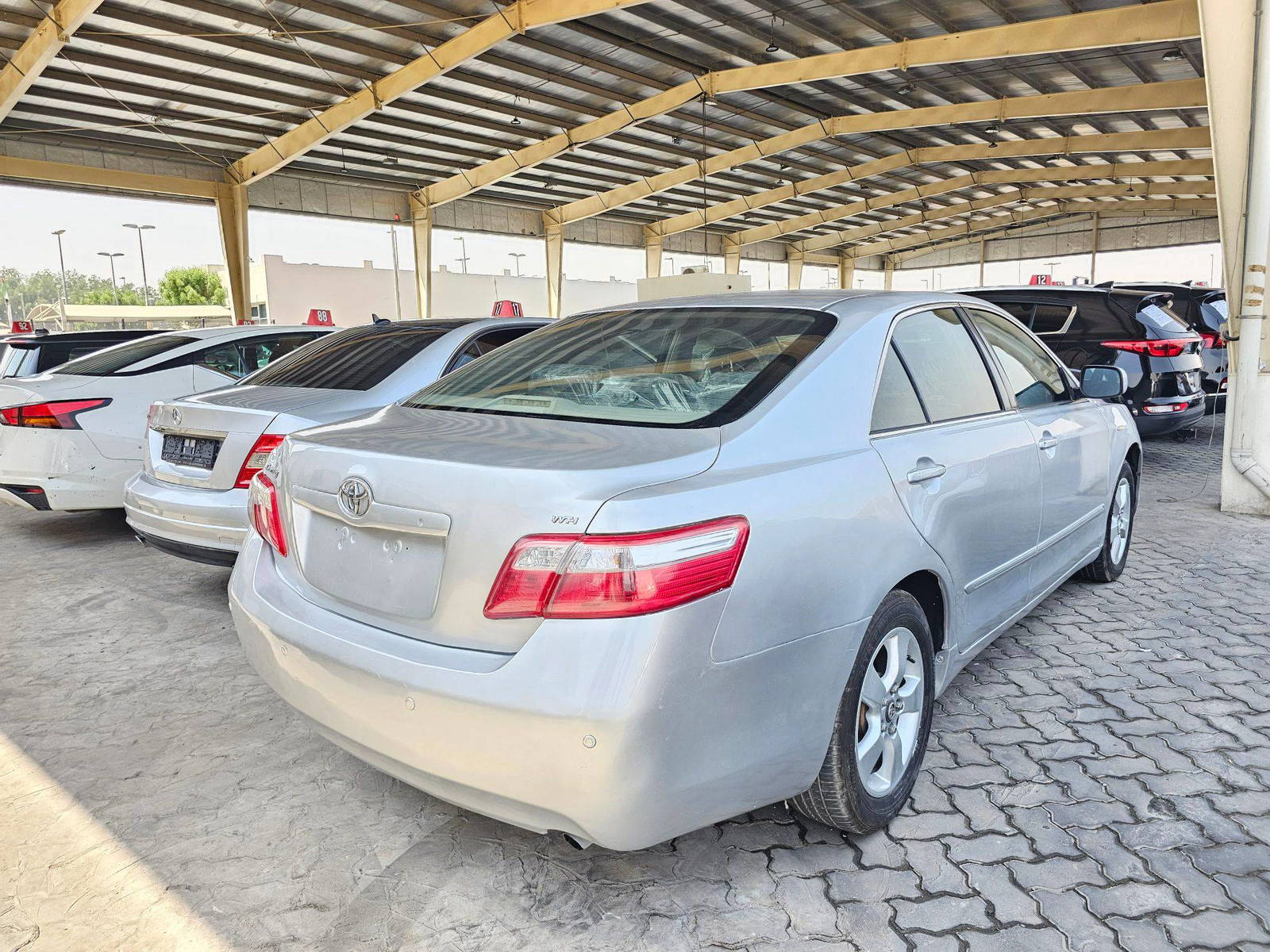 2009 TOYOTA CAMRY — 365166 KM — Lot X571864 — Souq - Marhaba Auctions Used Cars - Image 4