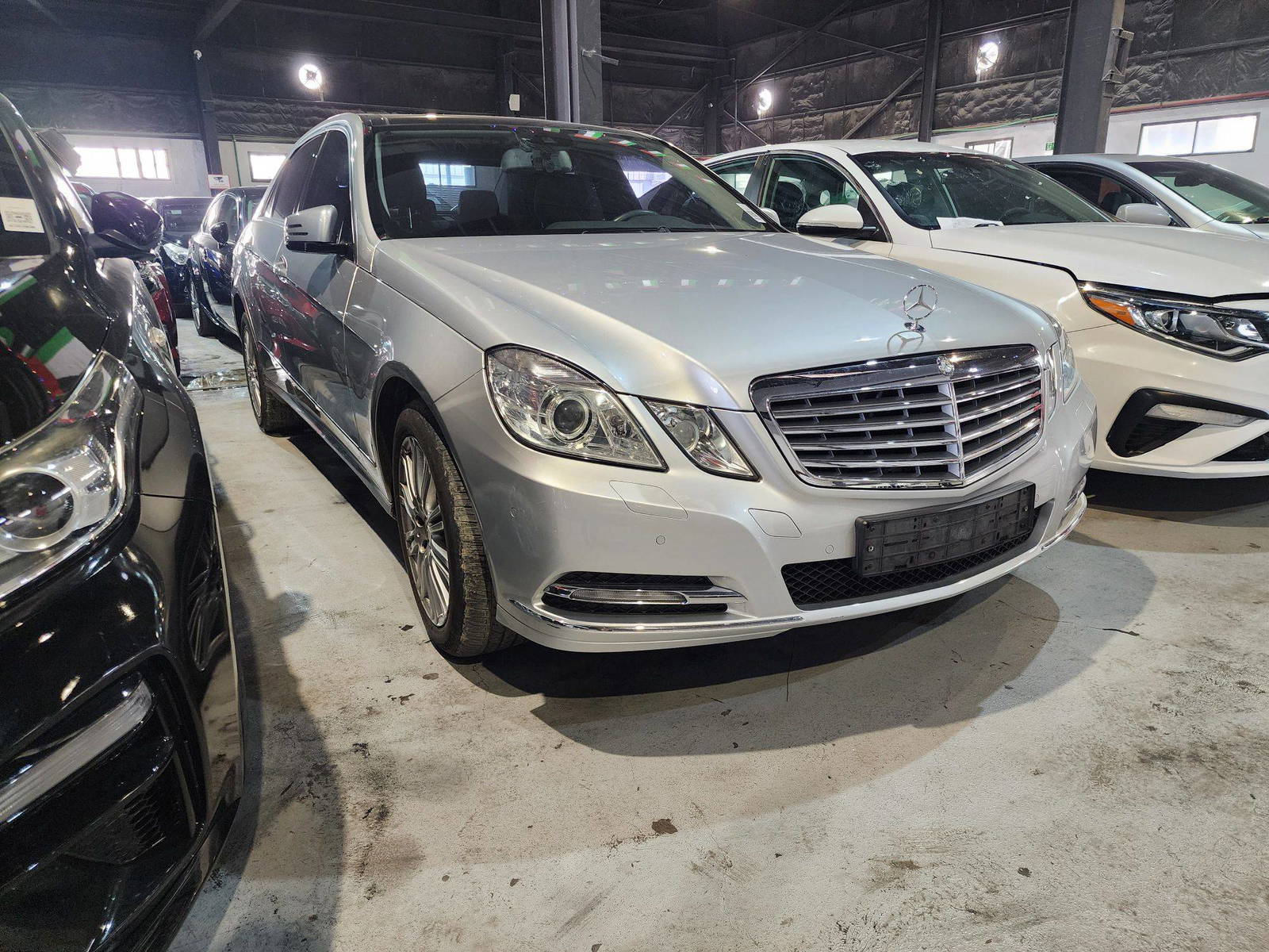 2011 MERCEDES BENZ E-300 — 151639 KM — Lot 496166 — Al Quoz - Marhaba Auctions Used Cars - Image 4