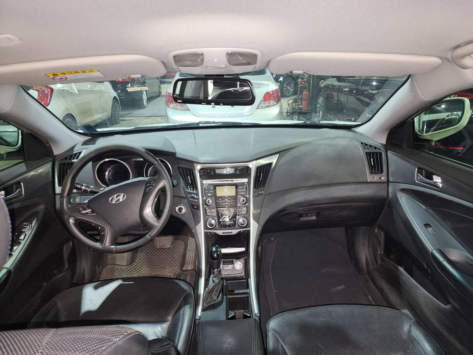 2013 HYUNDAI SONATA — 140108 KM — Lot 060812 — Main - Marhaba Auctions Used Cars - Image 8