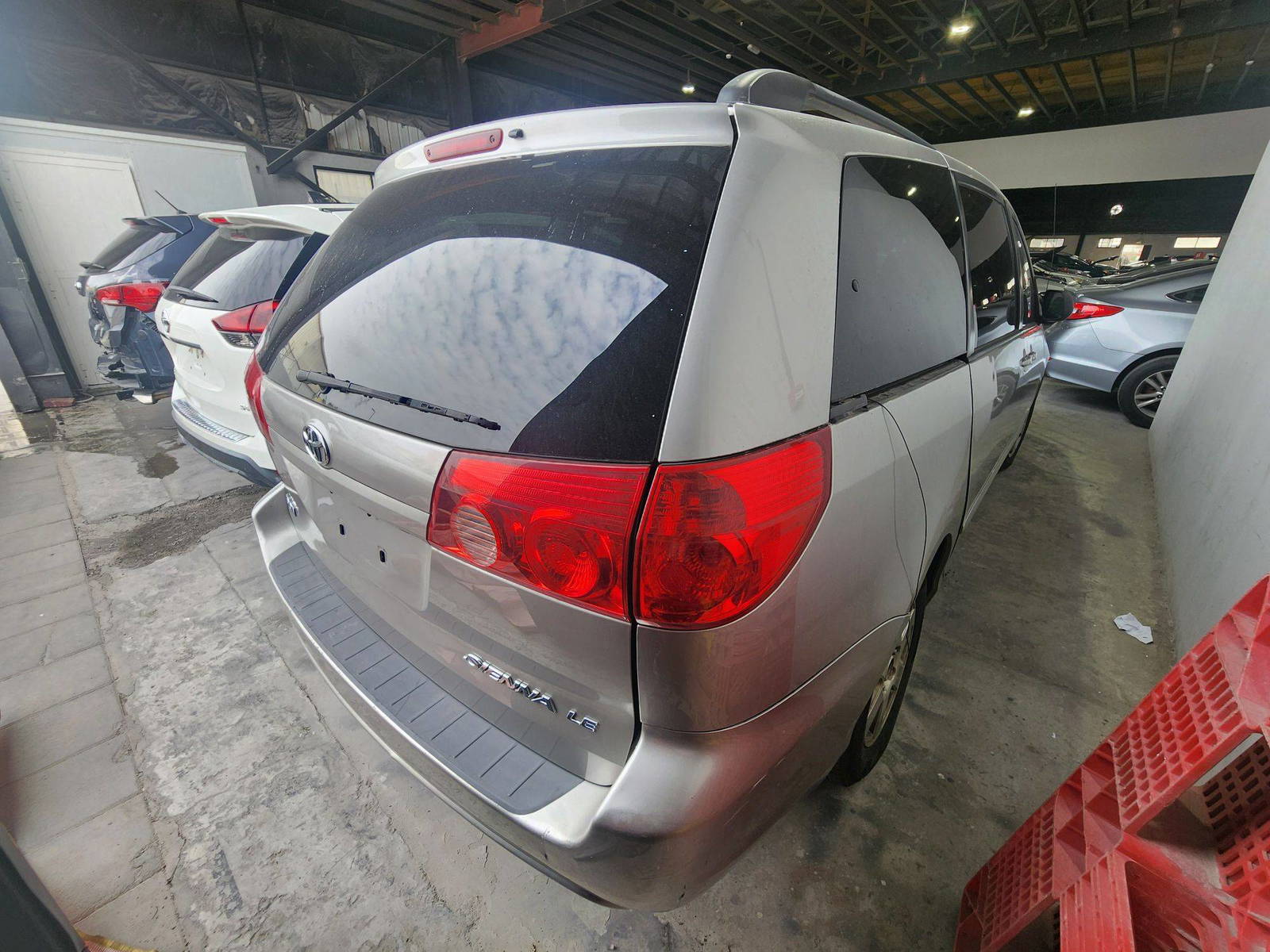 TOYOTA SIENNA 2009 - Marhaba Auction Used Cars - Image 6