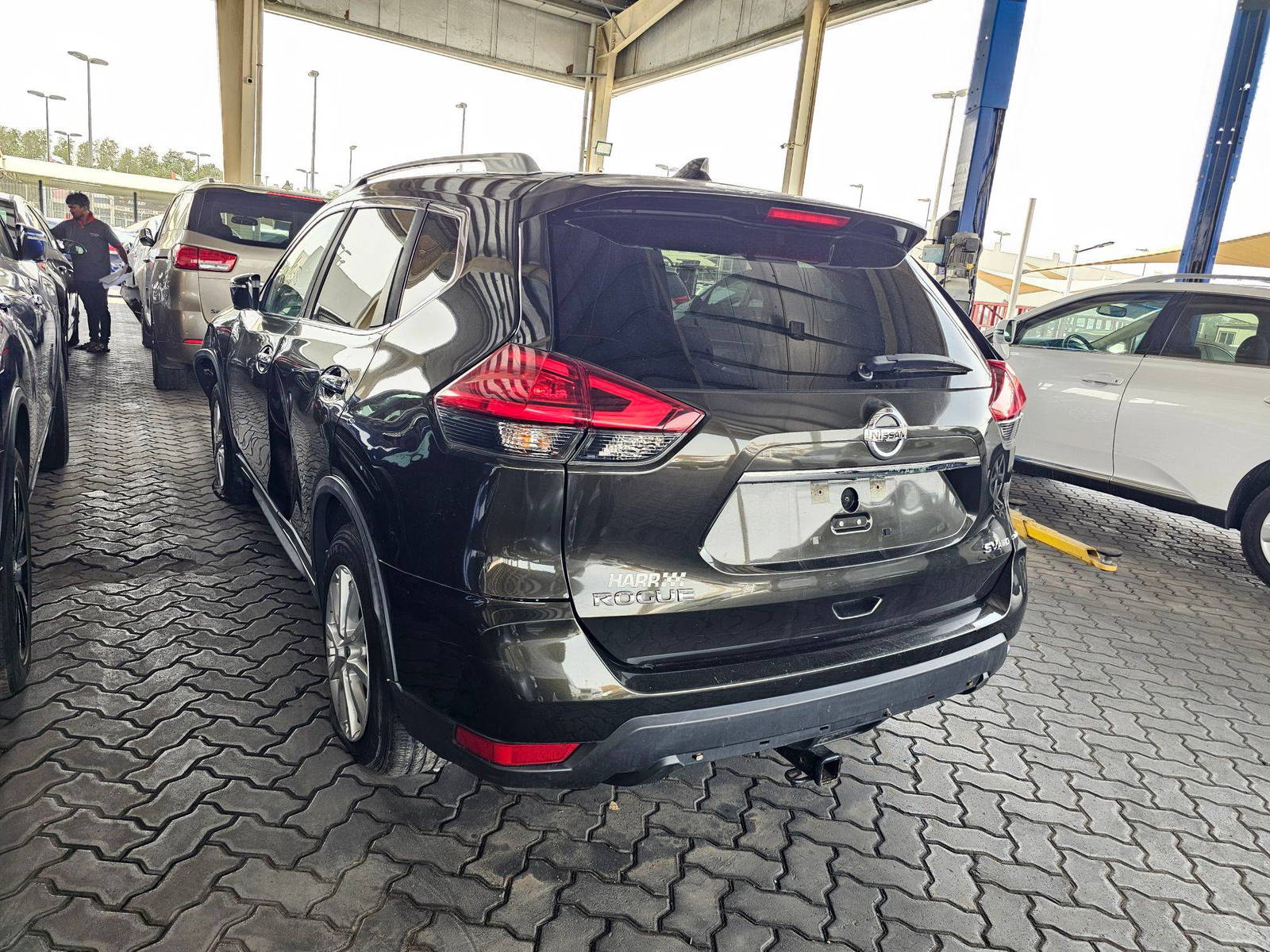 NISSAN ROGUE 2017 - Marhaba Auction Used Cars - Image 4