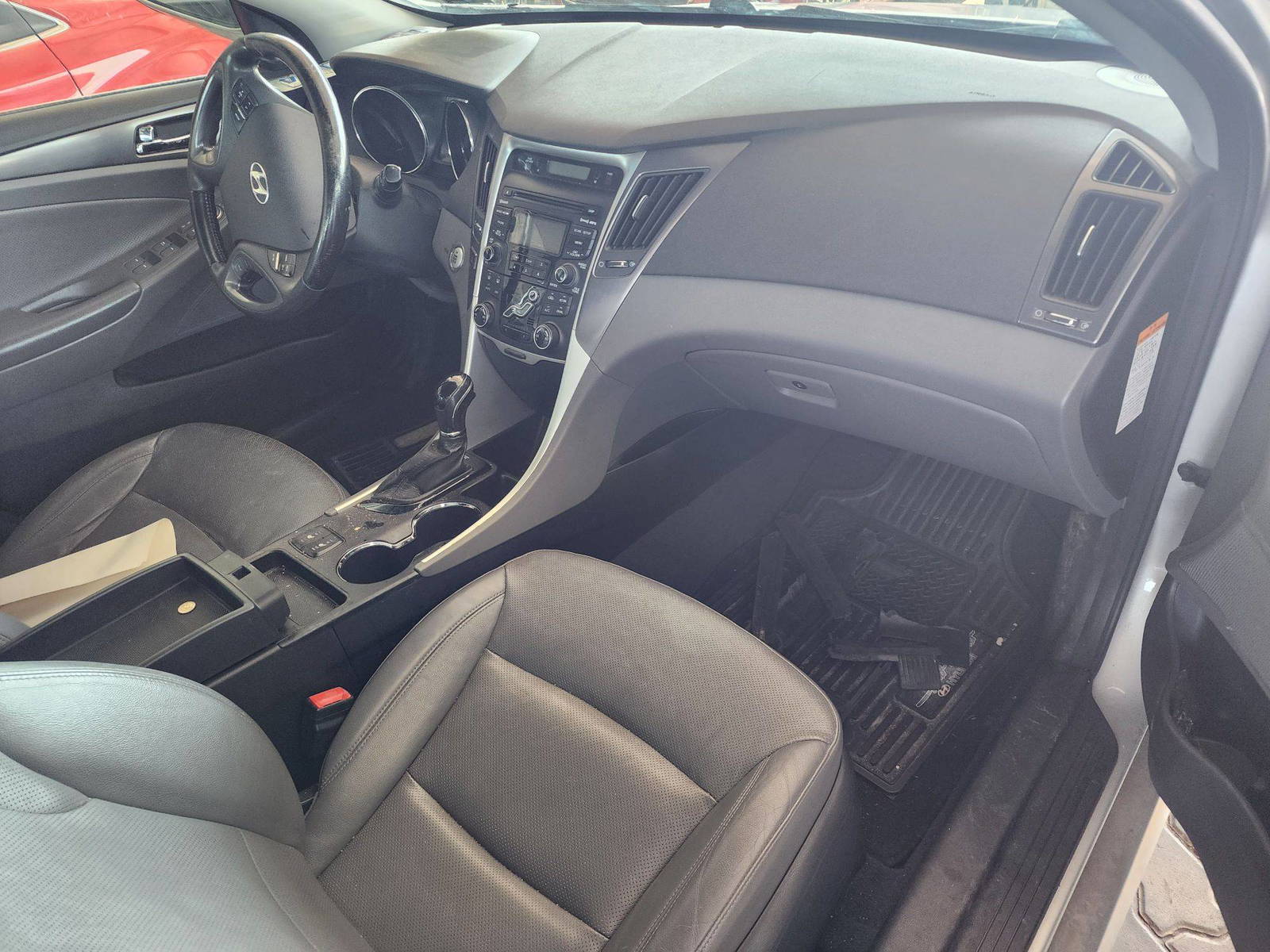 2012 HYUNDAI SONATA — 216840 Miles — Lot 37818331 - Marhaba Auctions Used Cars - Image 9