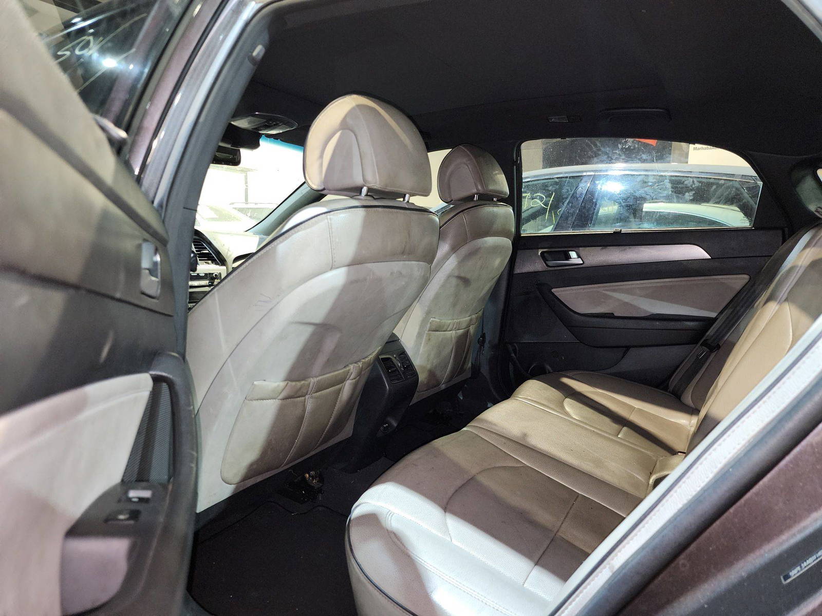 2015 HYUNDAI SONATA — 170971 Miles — Lot 4532658 — Al Quoz - Marhaba Auctions Used Cars - Image 9