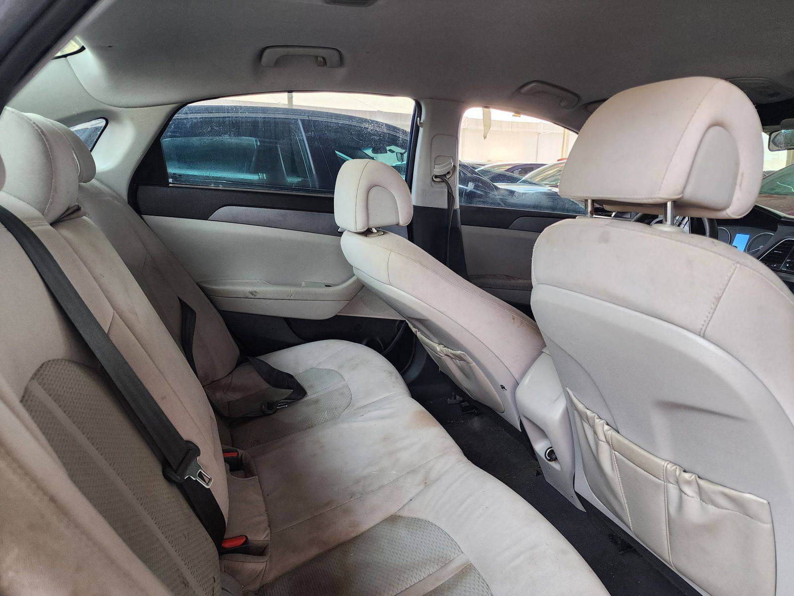 2017 HYUNDAI SONATA — 148205 Miles — Lot 38995750 — Souq - Marhaba Auctions Used Cars - Image 4