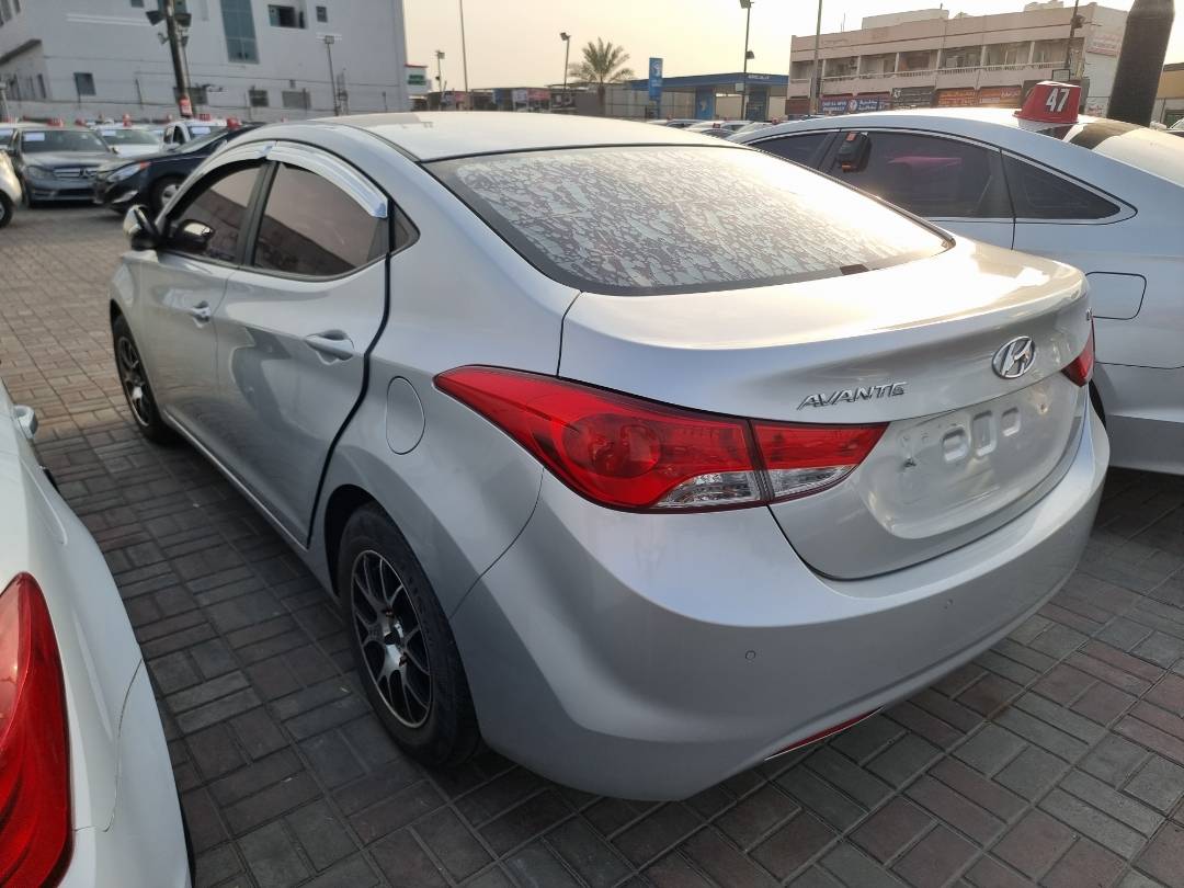 2014 HYUNDAI AVANTE — 102761 KM — Lot 910476 — Ind. 12 - Marhaba Auctions Used Cars - Image 5