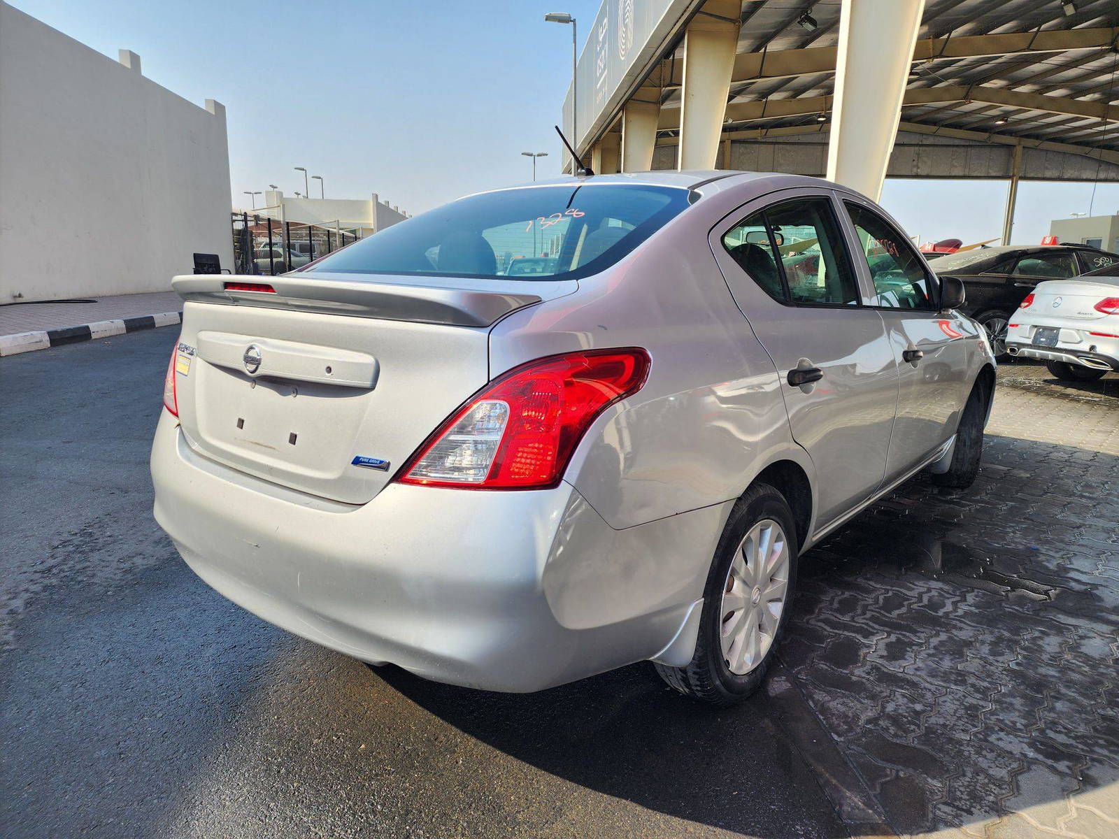 2013 NISSAN VERSA — 193463 Miles — Lot 39751328 — Souq - Marhaba Auctions Used Cars - Image 3