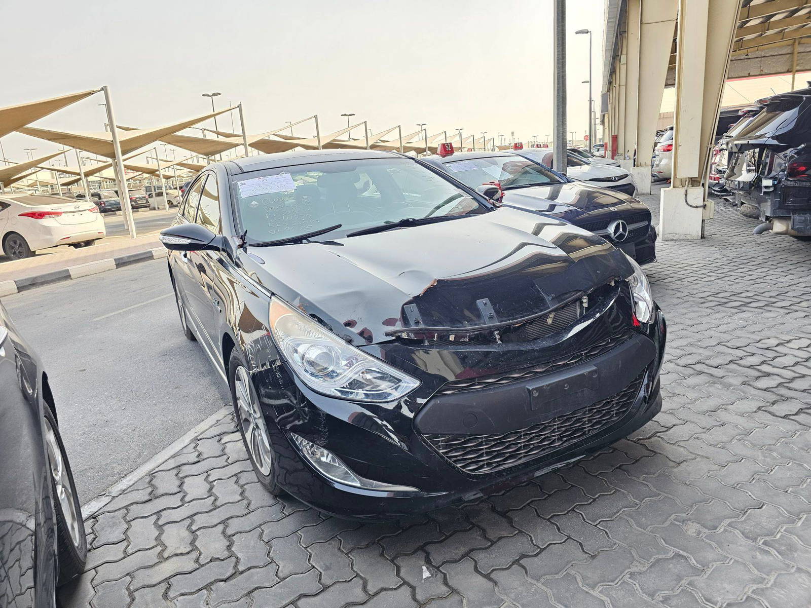 2014 HYUNDAI SONATA — 191640 KM — Lot 47EA111079 — Souq - Marhaba Auctions Used Cars - Image 4