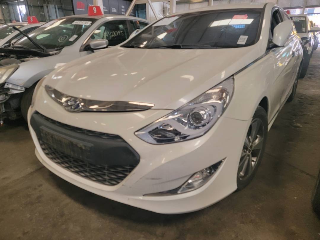 2012 HYUNDAI SONATA — 194143 KM — Lot 026891 — Main - Marhaba Auctions Used Cars - Image 5