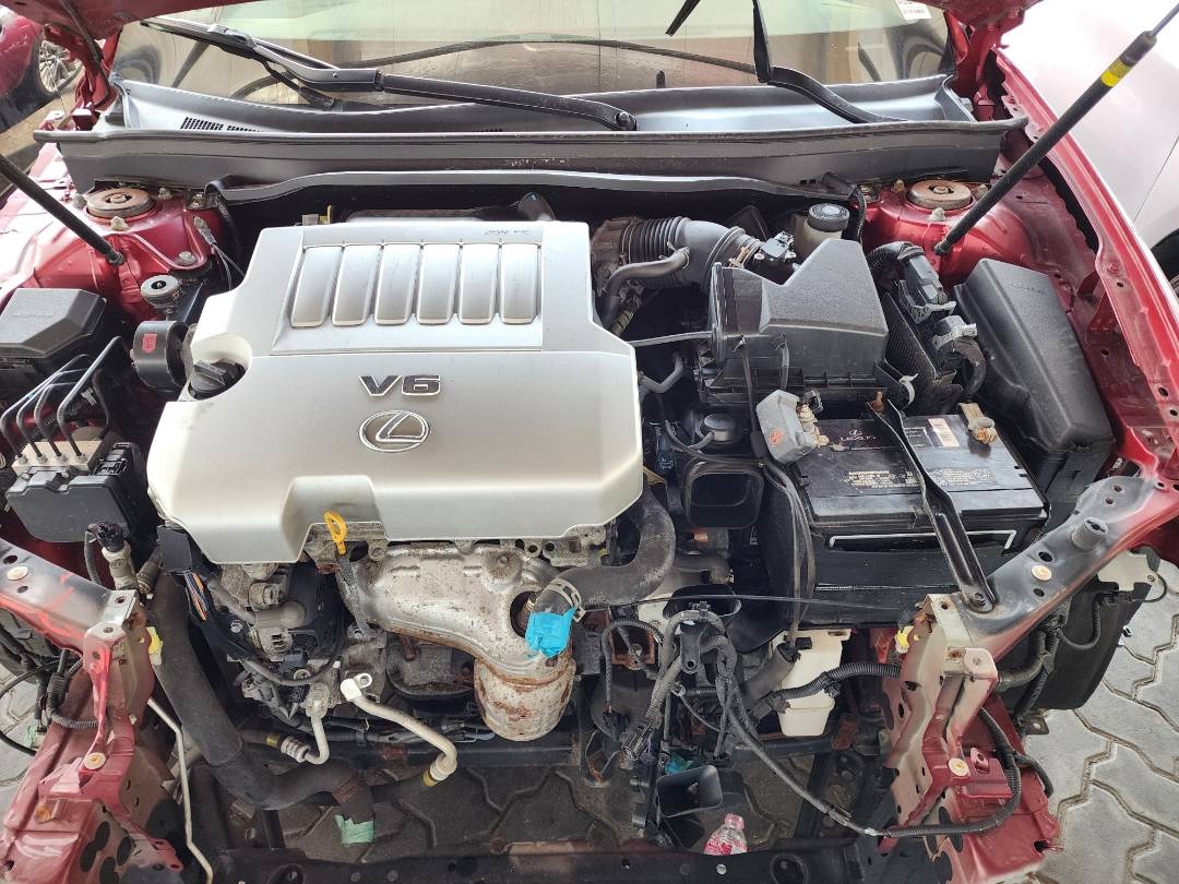 2016 LEXUS ES 350 — 119821 Miles — Lot 38149934 — Souq - Marhaba Auctions Used Cars - Image 9