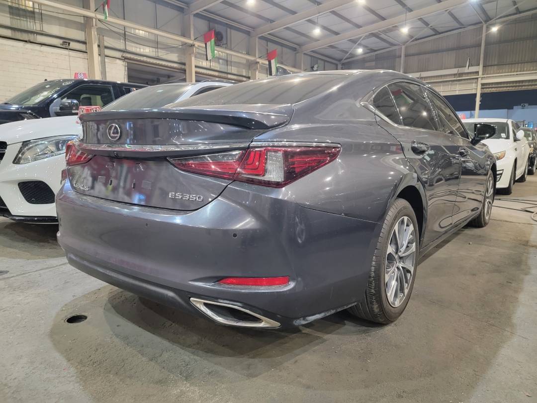 2023 LEXUS ES 350 — 12037 KM — Lot B13PU149640 — Main - Marhaba Auctions Used Cars - Image 4
