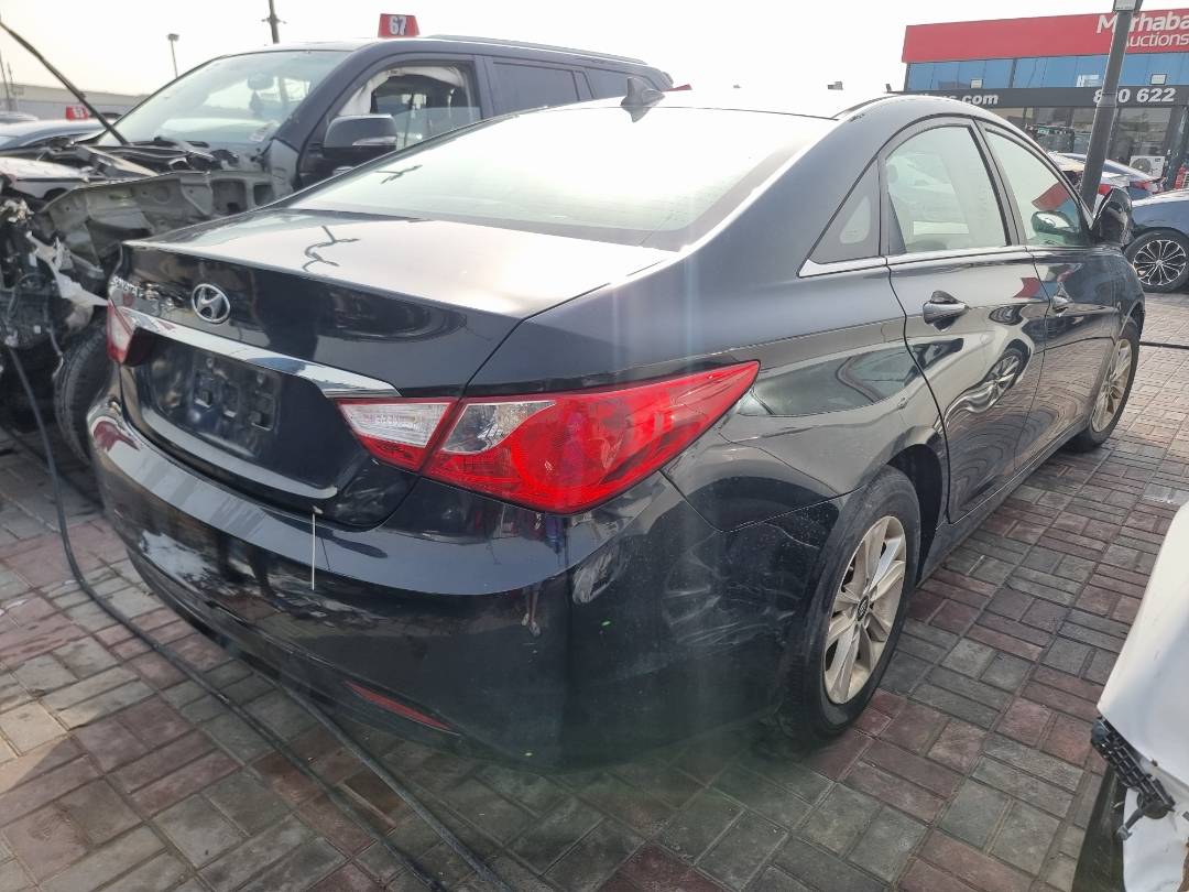 2013 HYUNDAI SONATA — 217837 Miles — Lot 125487 — Main - Marhaba Auctions Used Cars - Image 4