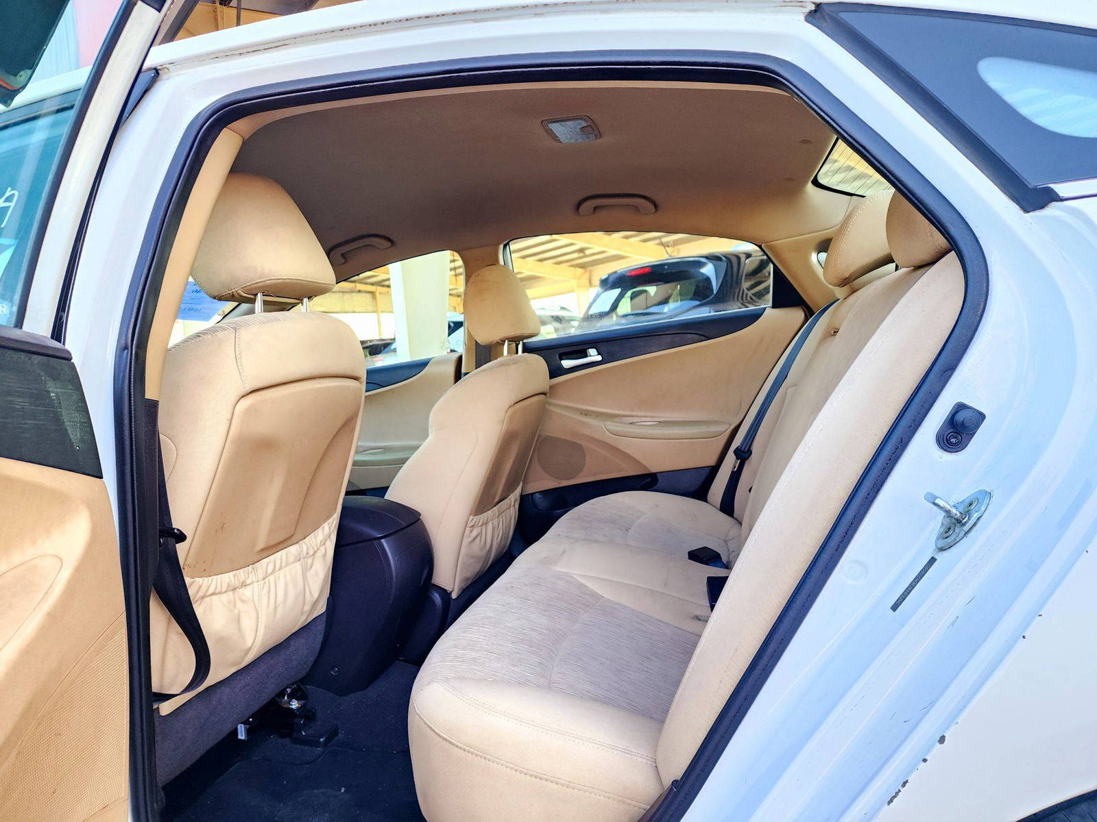 2013 HYUNDAI SONATA — 150763 Miles — Lot 71159134 — Souq - Marhaba Auctions Used Cars - Image 6