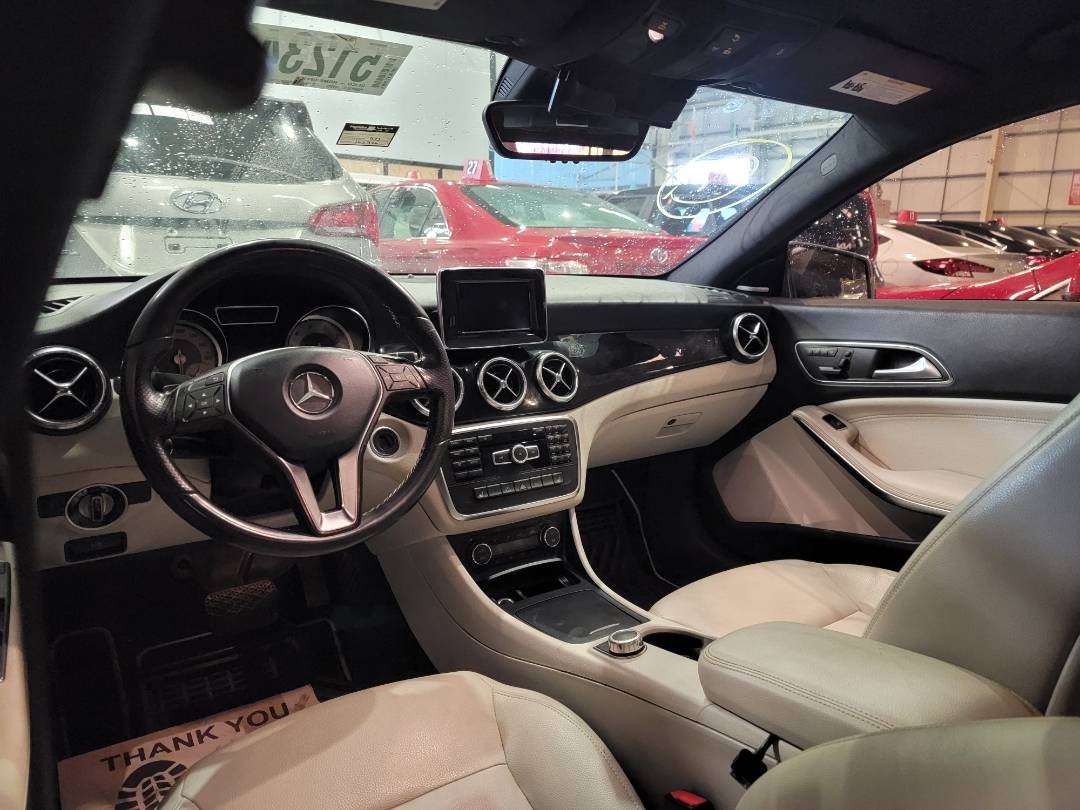 2014 MERCEDES BENZ CLA 250 — 163926 Miles — Lot N059009 — Souq - Marhaba Auctions Used Cars - Image 5