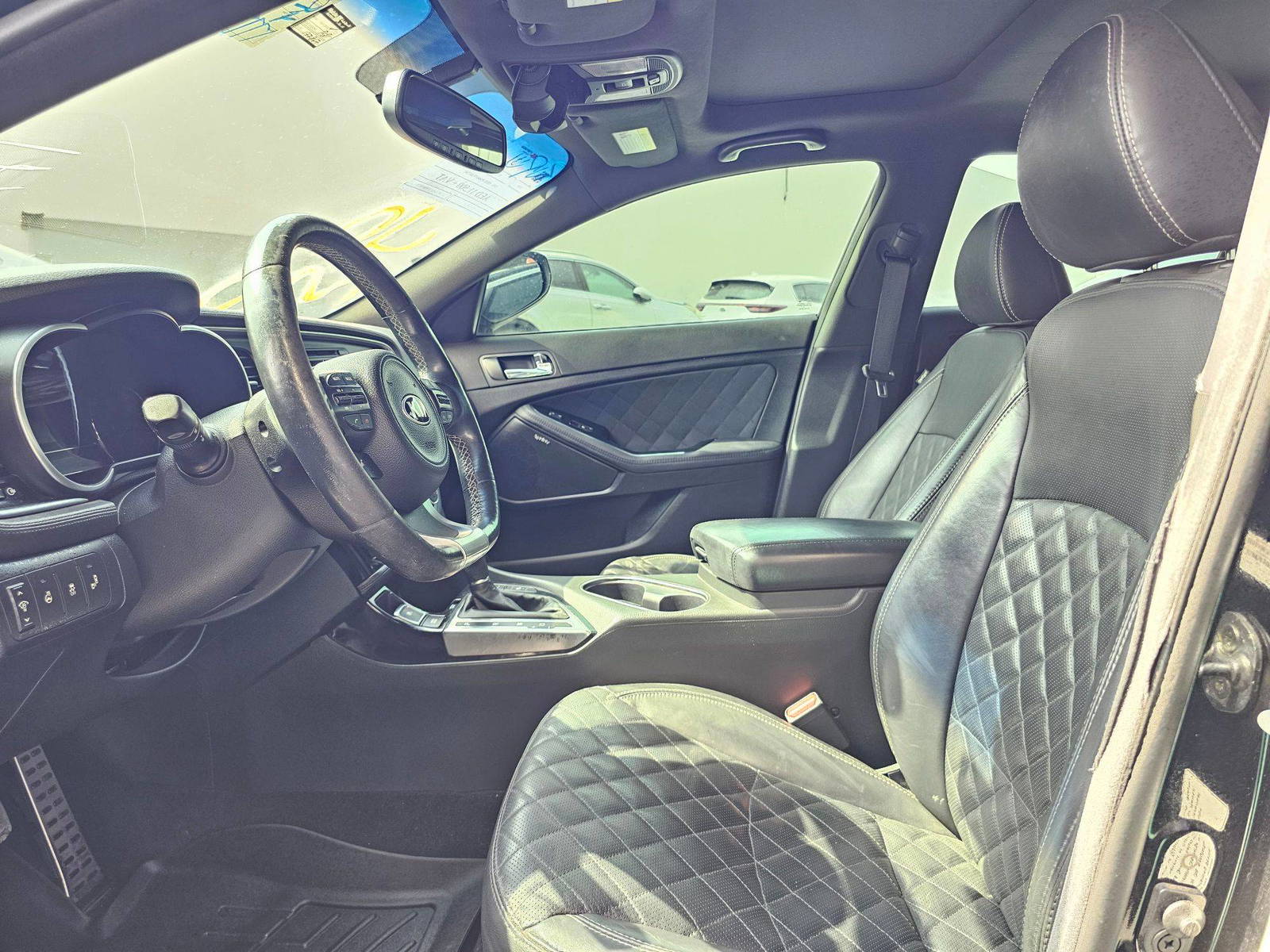 2015 KIA OPTIMA — 177868 Miles — Lot FG447041 — Souq - Marhaba Auctions Used Cars - Image 9