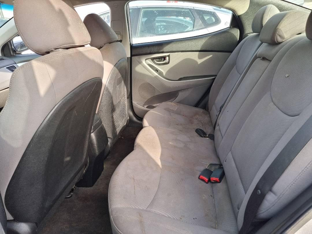 2015 HYUNDAI ELANTRA — 167210 Miles — Lot 215478 — Souq - Marhaba Auctions Used Cars - Image 6