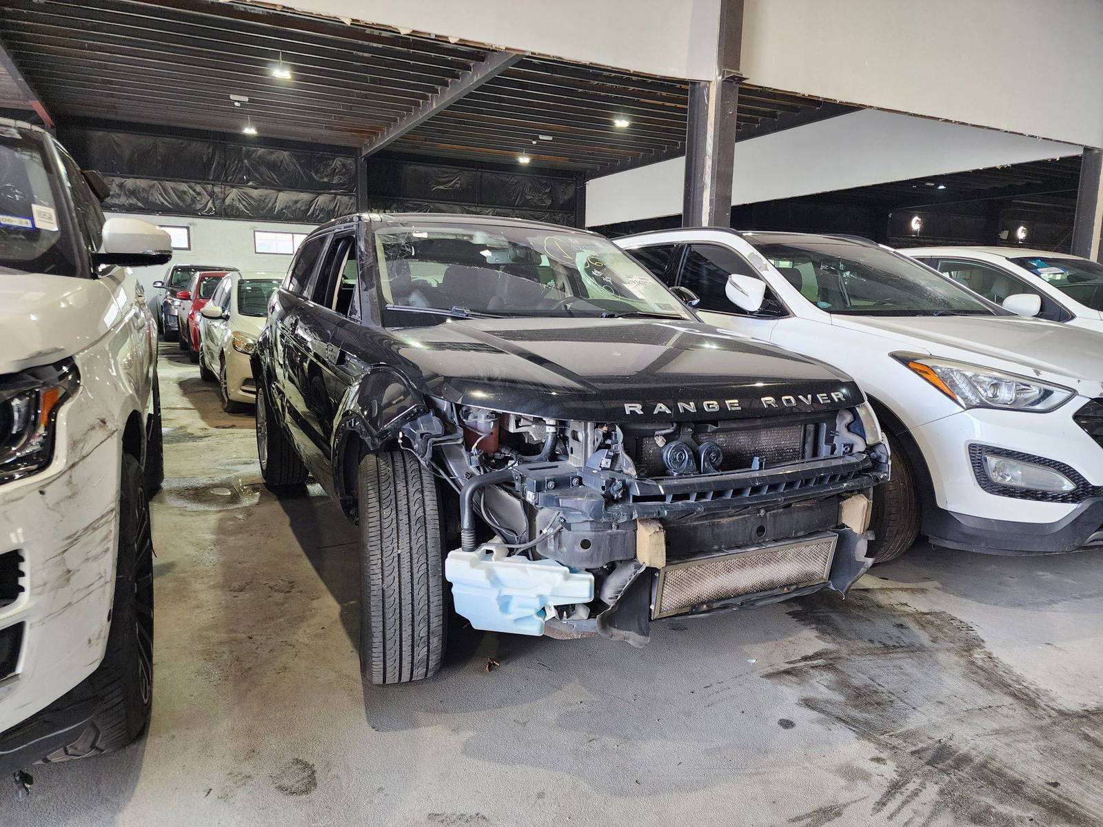 2015 LAND ROVER RANGE ROVER EVOQUE — 137057 Miles — Lot 40936275 — Al Quoz - Marhaba Auctions Used Cars - Image 12